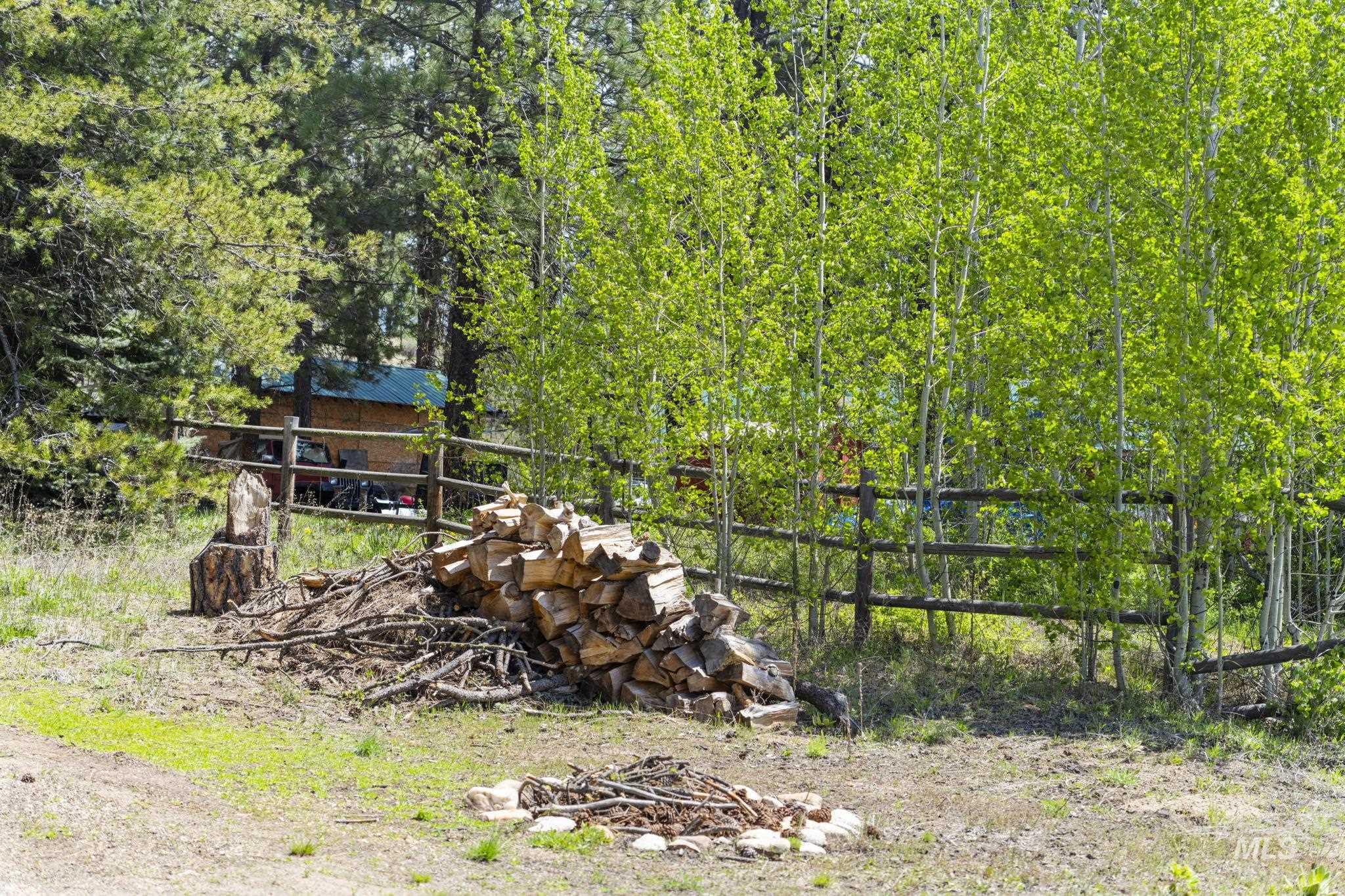 440 Centerville Road, Idaho City, Idaho 83631, 2 Bedrooms, 1 Bathroom, Residential For Sale, Price $295,000,MLS 98976846