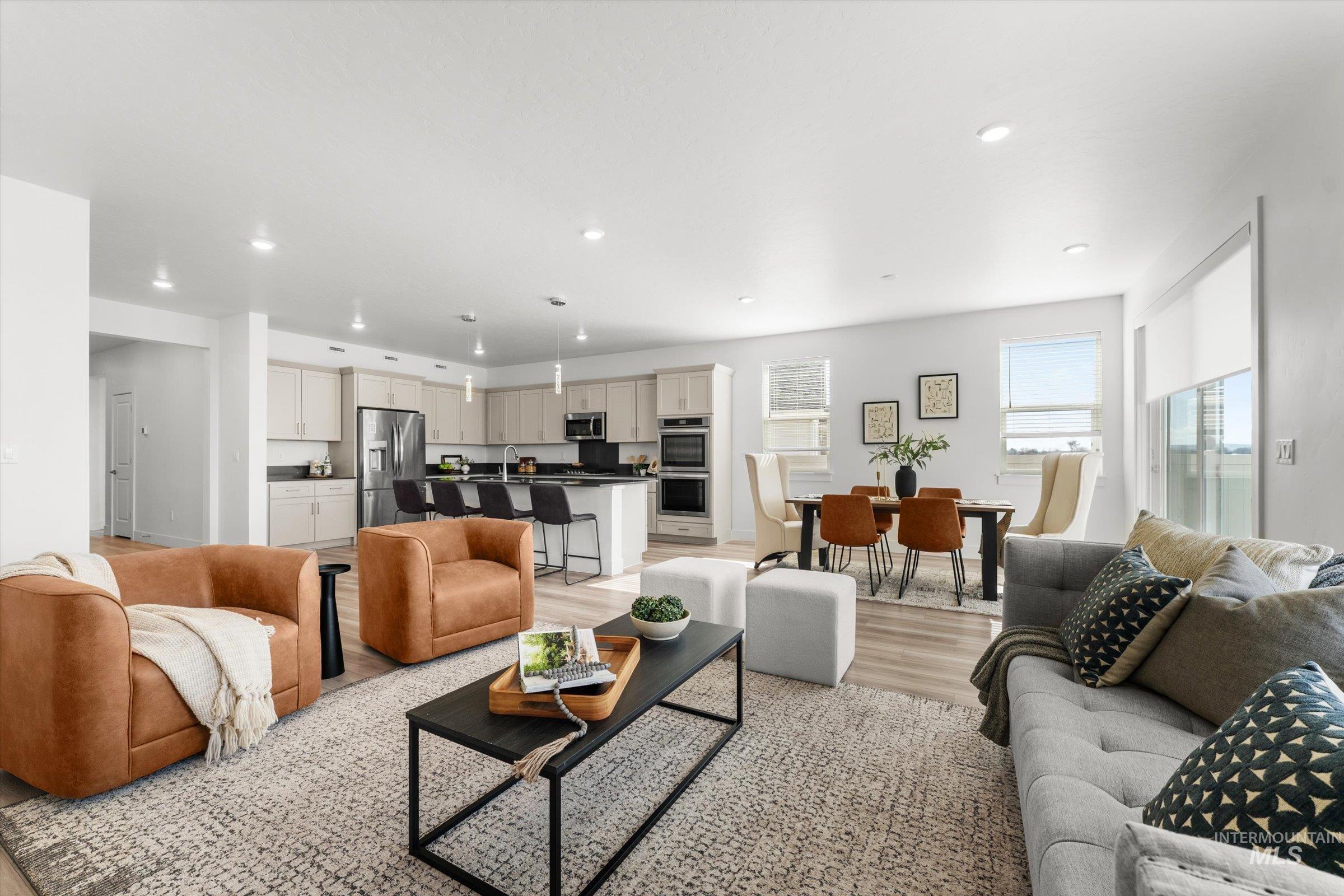 5419 E Victoria Falls Dr, Nampa, Idaho 83686, 3 Bedrooms, 2 Bathrooms, Residential For Sale, Price $559,500,MLS 98976849