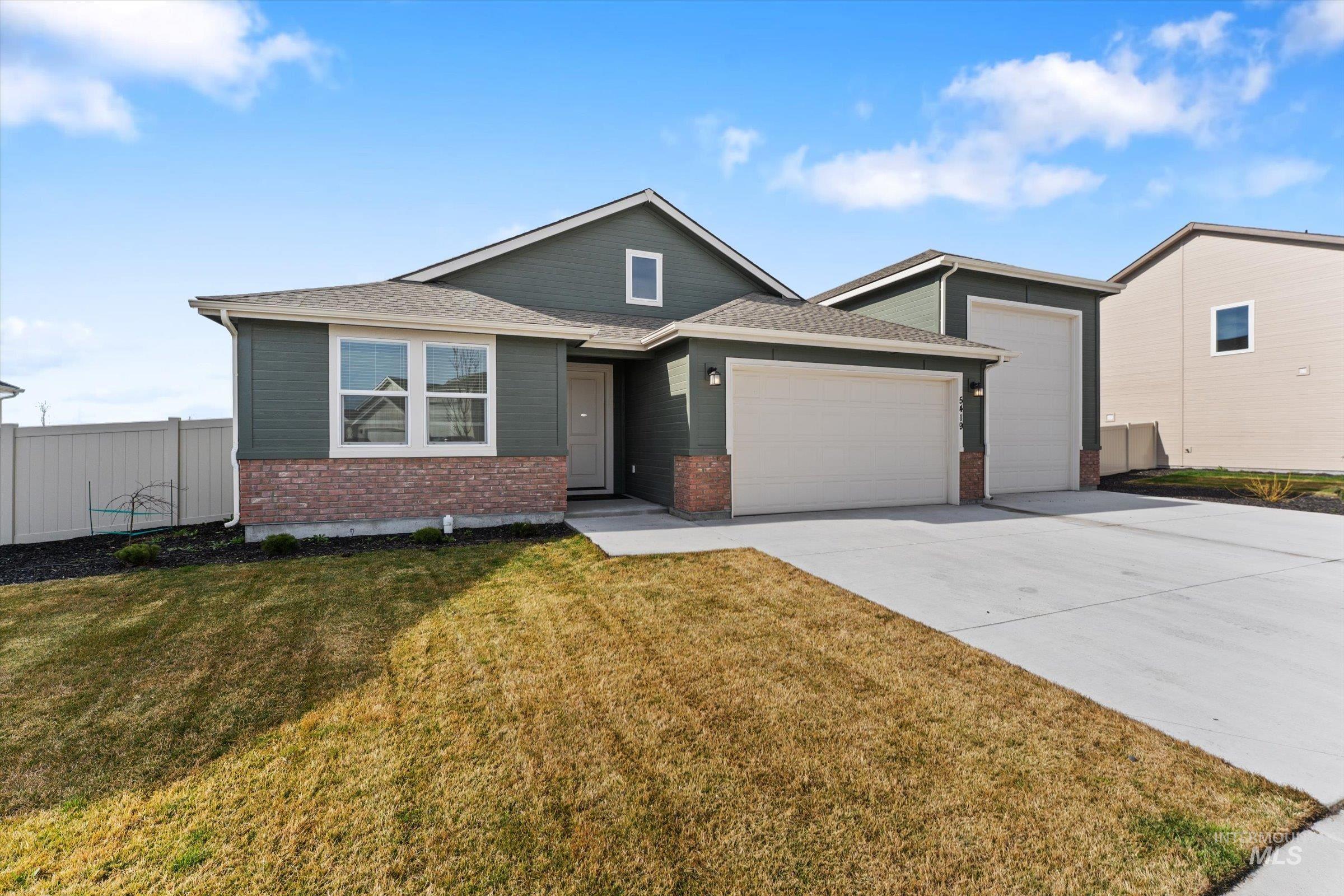 5419 E Victoria Falls Dr, Nampa, Idaho 83686, 3 Bedrooms, 2 Bathrooms, Residential For Sale, Price $559,500,MLS 98976849