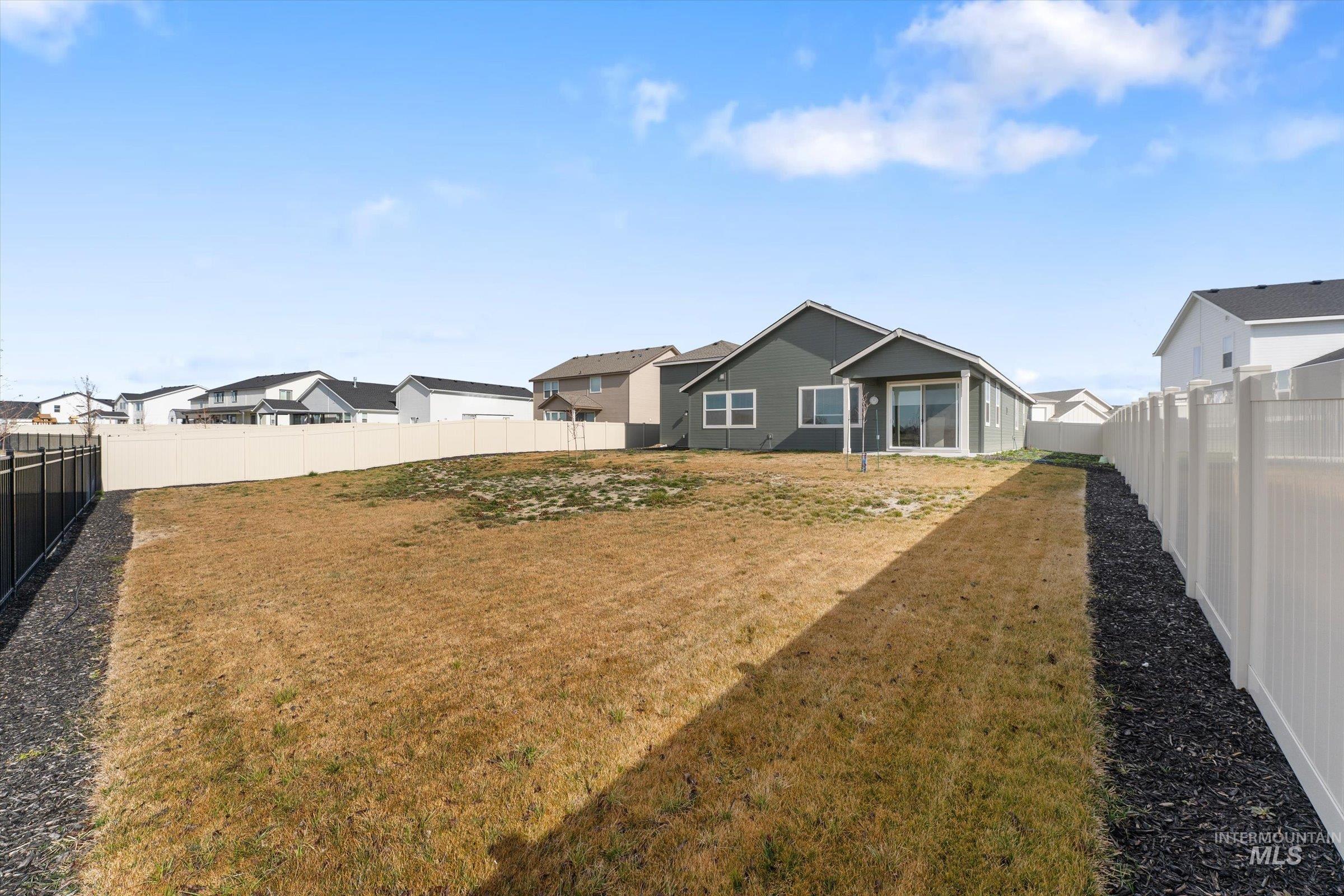 5419 E Victoria Falls Dr, Nampa, Idaho 83686, 3 Bedrooms, 2 Bathrooms, Residential For Sale, Price $559,500,MLS 98976849