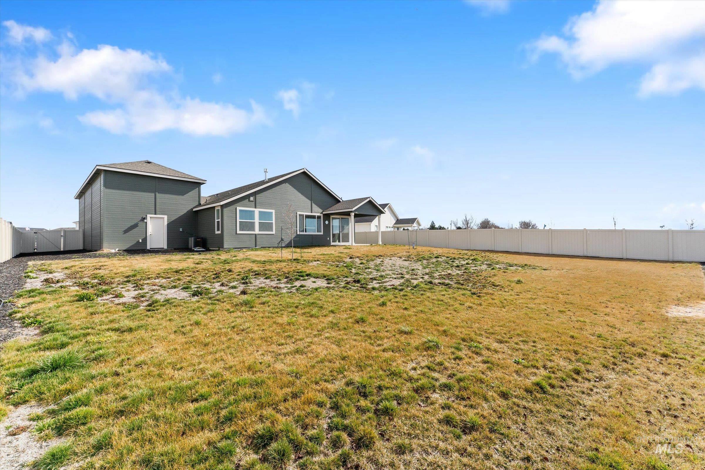 5419 E Victoria Falls Dr, Nampa, Idaho 83686, 3 Bedrooms, 2 Bathrooms, Residential For Sale, Price $559,500,MLS 98976849