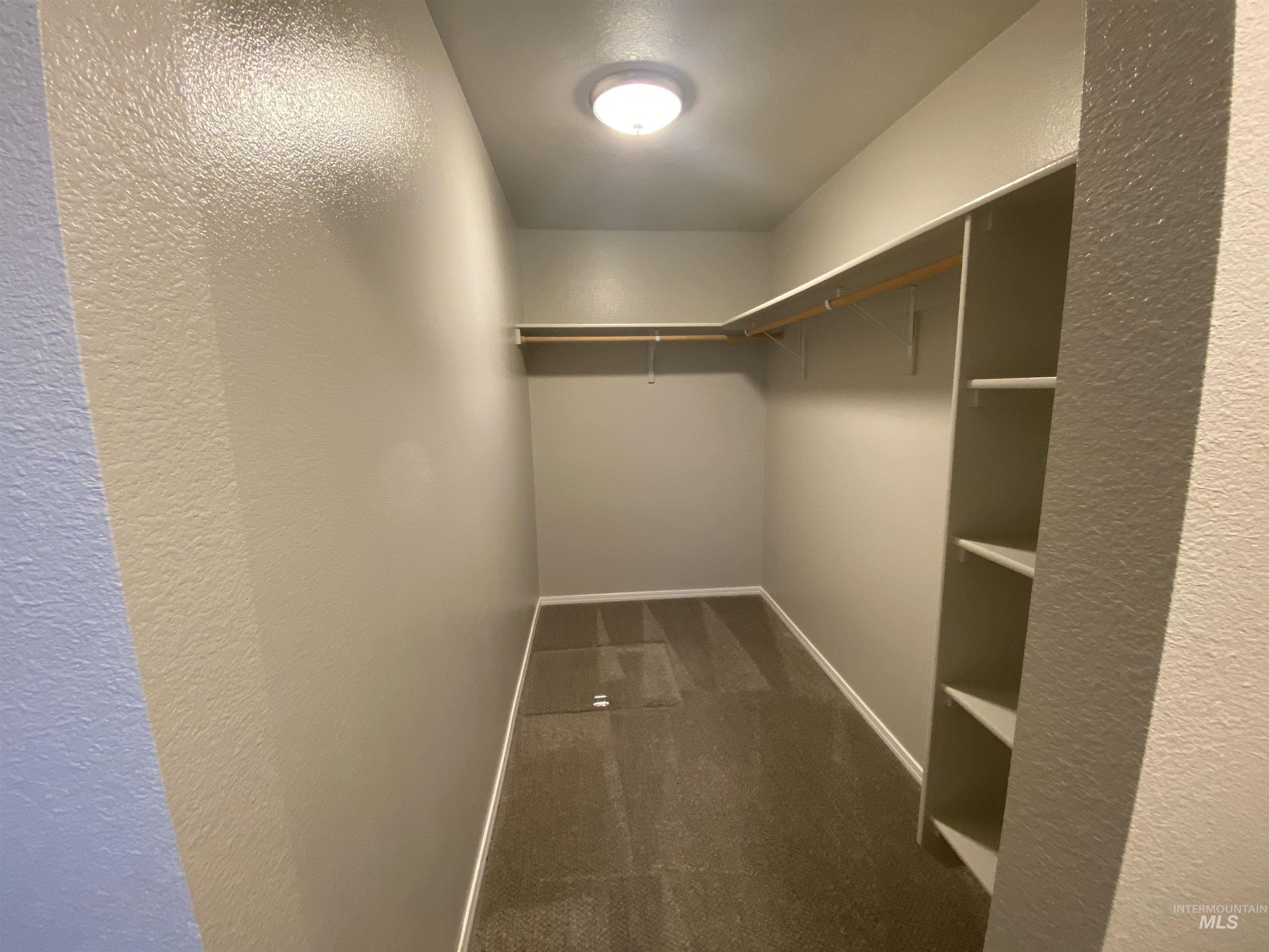 1685 SW Levant Way, Mountain Home, Idaho 83647, 3 Bedrooms, 2 Bathrooms, Residential For Sale, Price $410,000,MLS 98976850