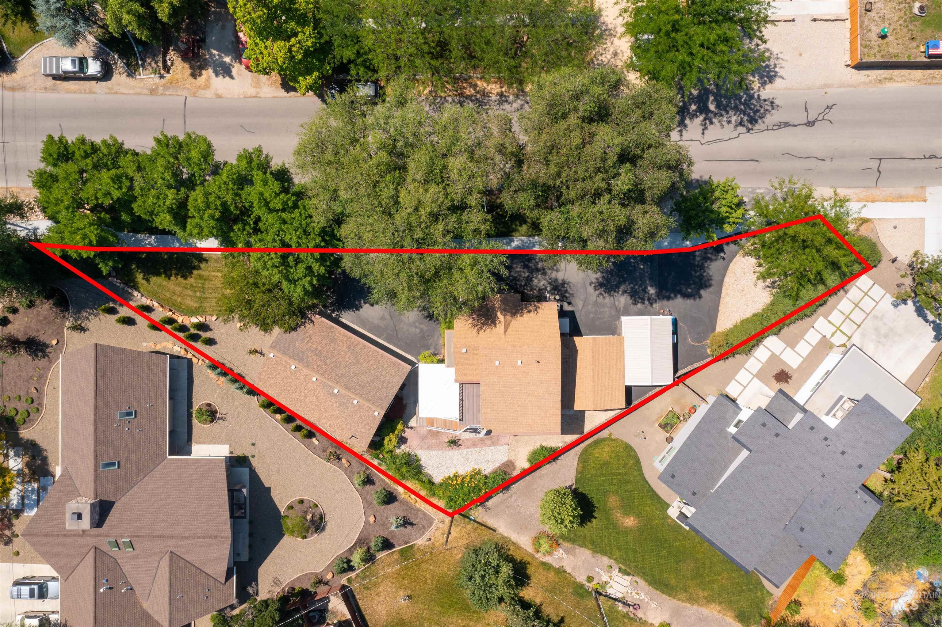 1014 E Franklin St., Boise, Idaho 83712, 3 Bedrooms, 2.5 Bathrooms, Residential For Sale, Price $749,900,MLS 98976852