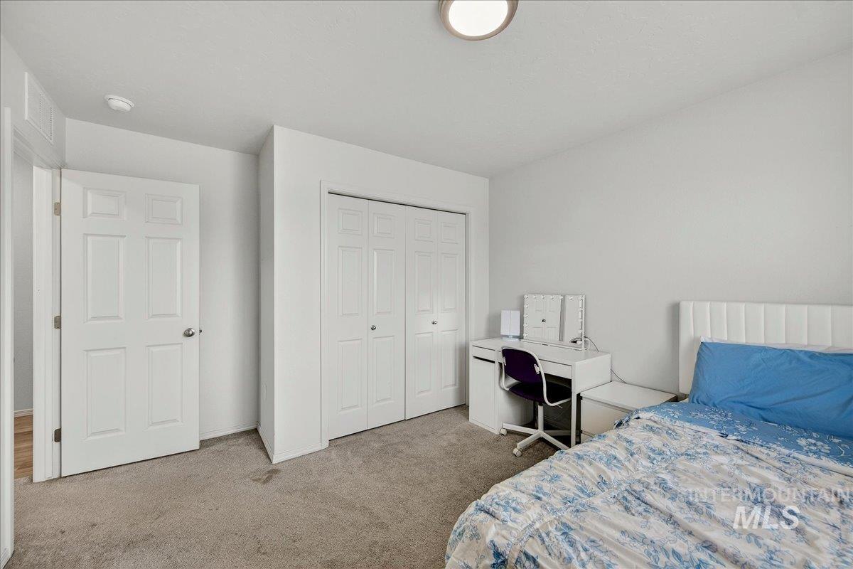 8389 E Harpster Ct., Nampa, Idaho 83687, 4 Bedrooms, 2 Bathrooms, Residential For Sale, Price $429,000,MLS 98976857