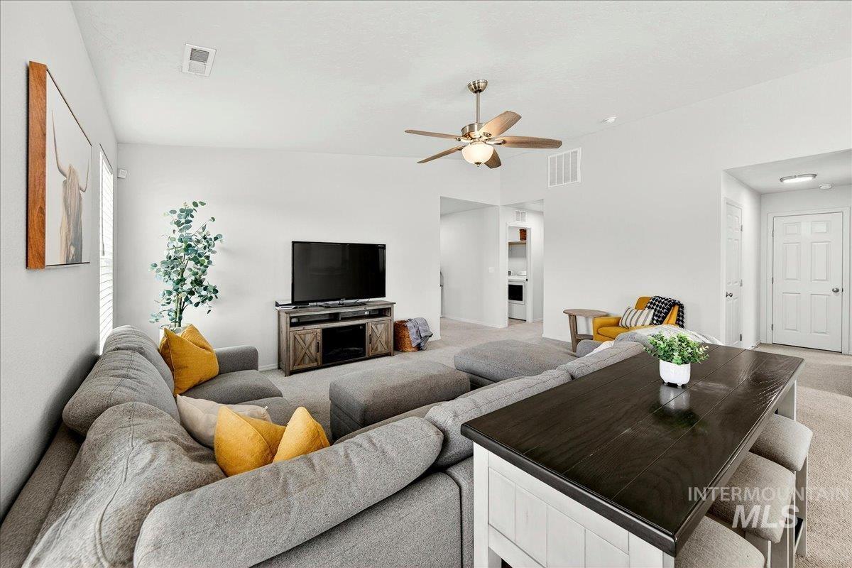 8389 E Harpster Ct., Nampa, Idaho 83687, 4 Bedrooms, 2 Bathrooms, Residential For Sale, Price $429,000,MLS 98976857