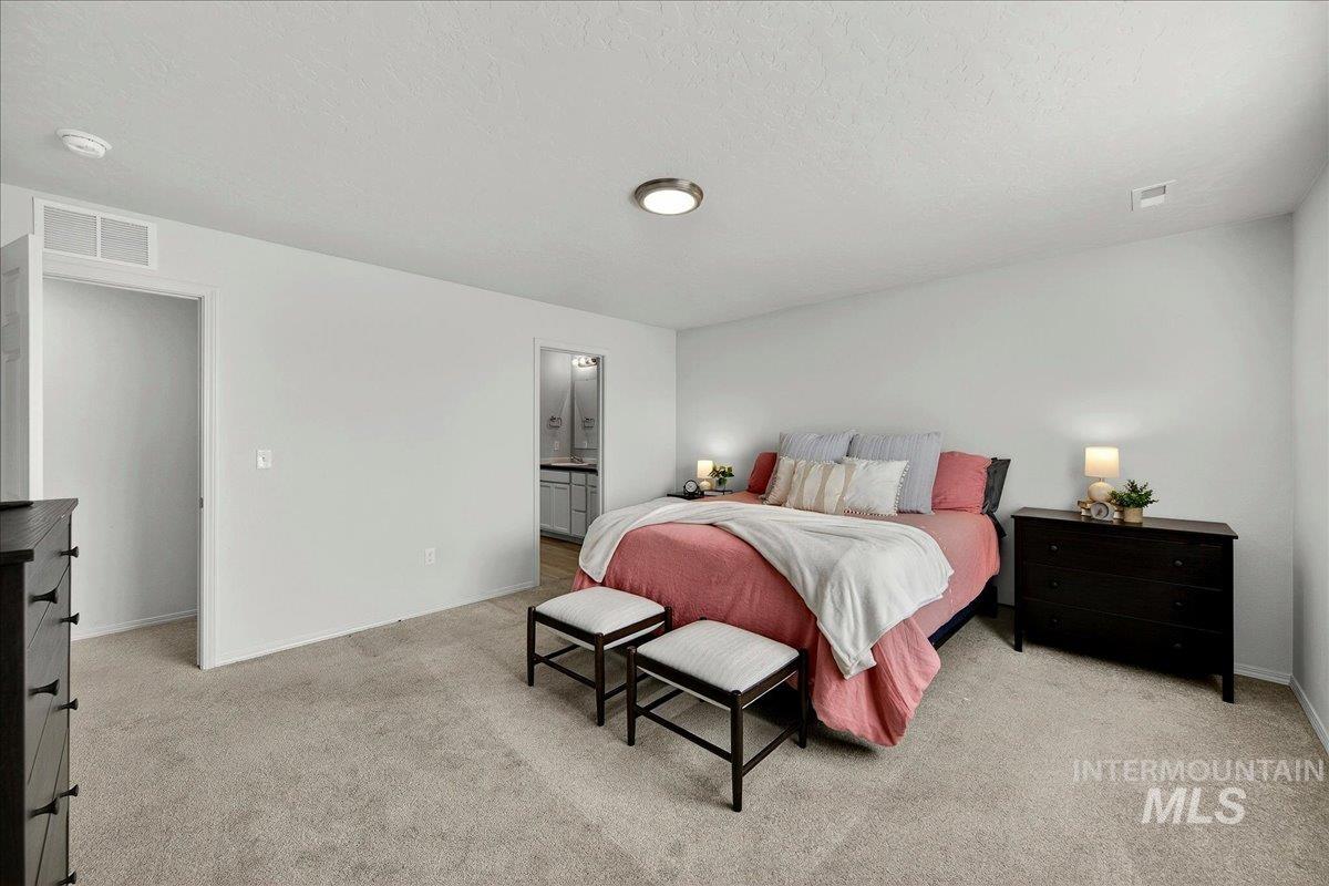 8389 E Harpster Ct., Nampa, Idaho 83687, 4 Bedrooms, 2 Bathrooms, Residential For Sale, Price $429,000,MLS 98976857