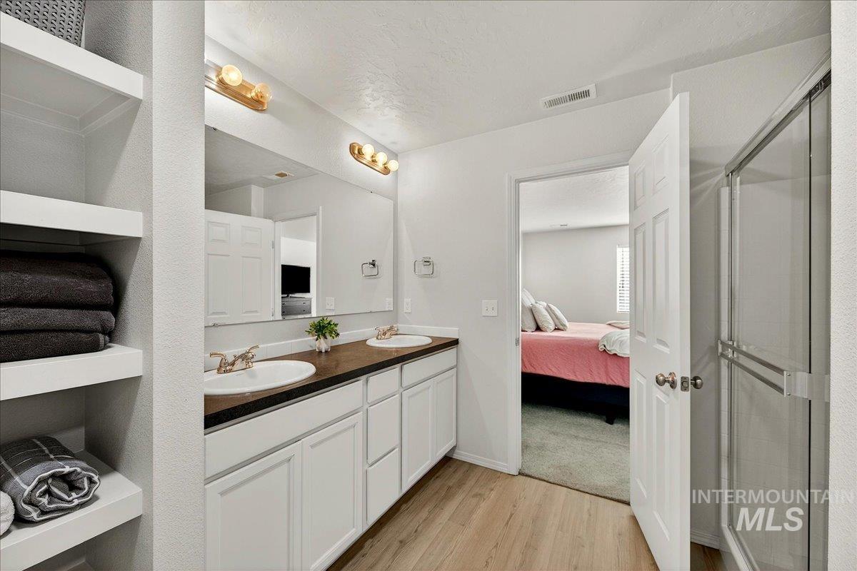 8389 E Harpster Ct., Nampa, Idaho 83687, 4 Bedrooms, 2 Bathrooms, Residential For Sale, Price $429,000,MLS 98976857