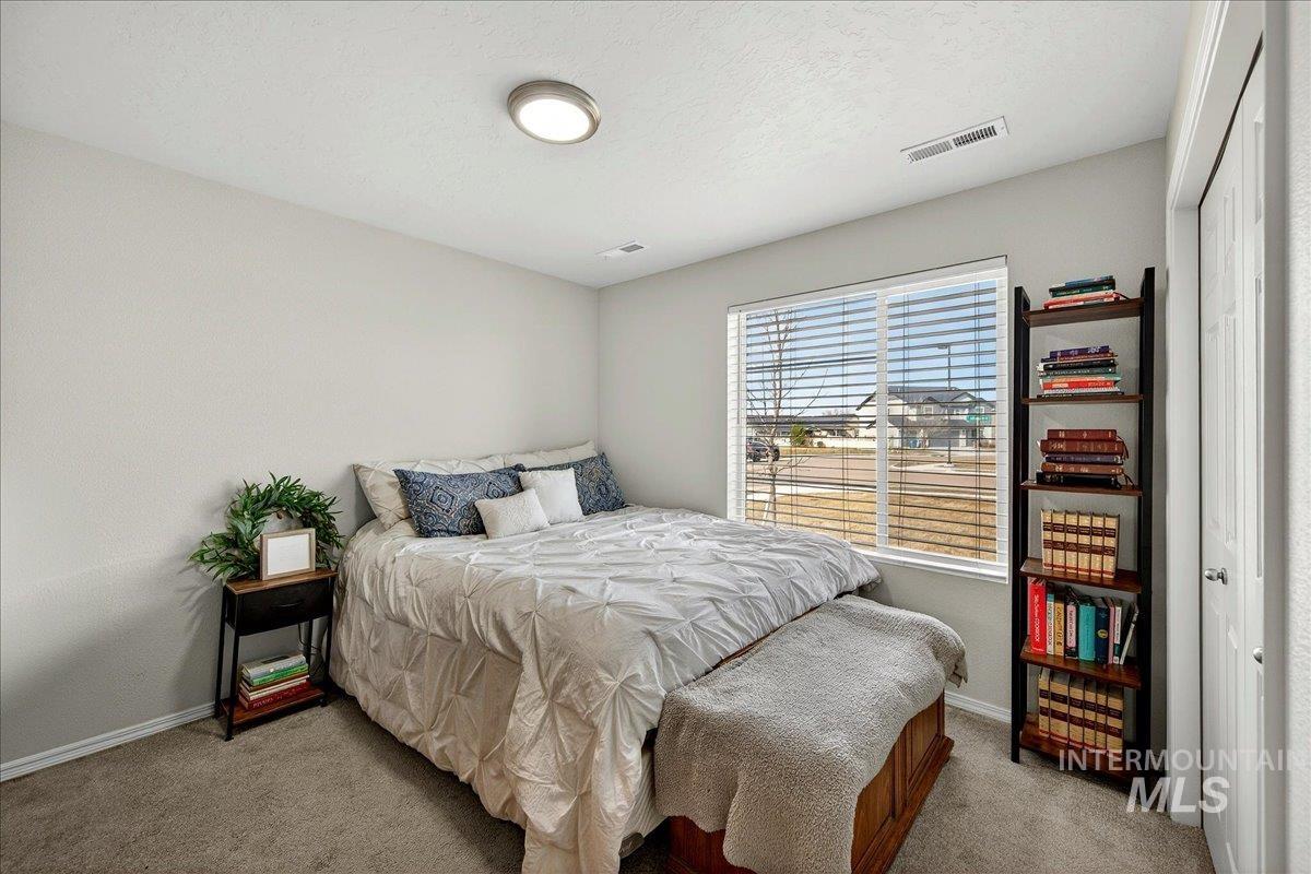 8389 E Harpster Ct., Nampa, Idaho 83687, 4 Bedrooms, 2 Bathrooms, Residential For Sale, Price $429,000,MLS 98976857