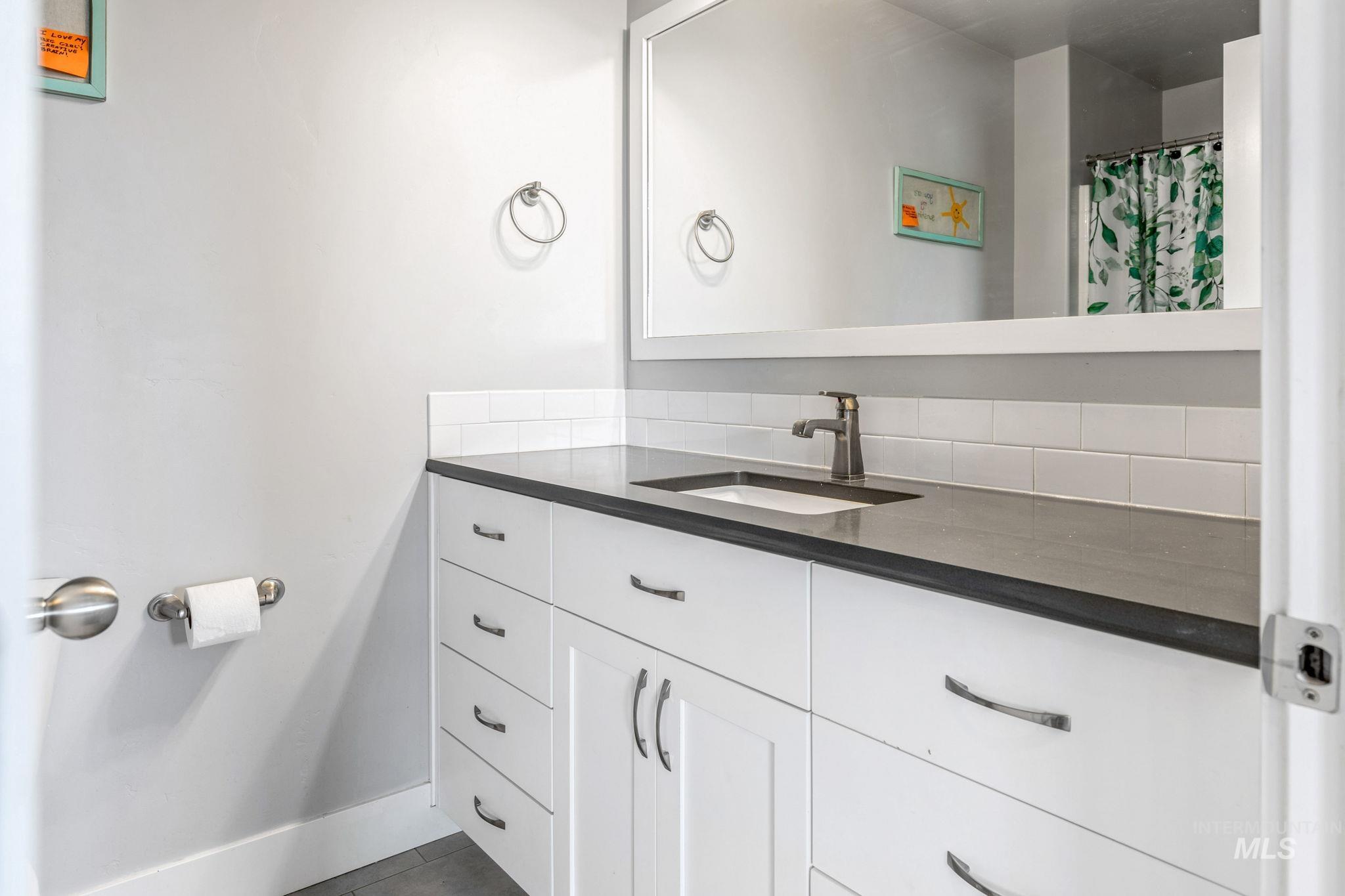 1127 Overland Trail St, Middleton, Idaho 83644, 4 Bedrooms, 3.5 Bathrooms, Residential For Sale, Price $600,000,MLS 98976858