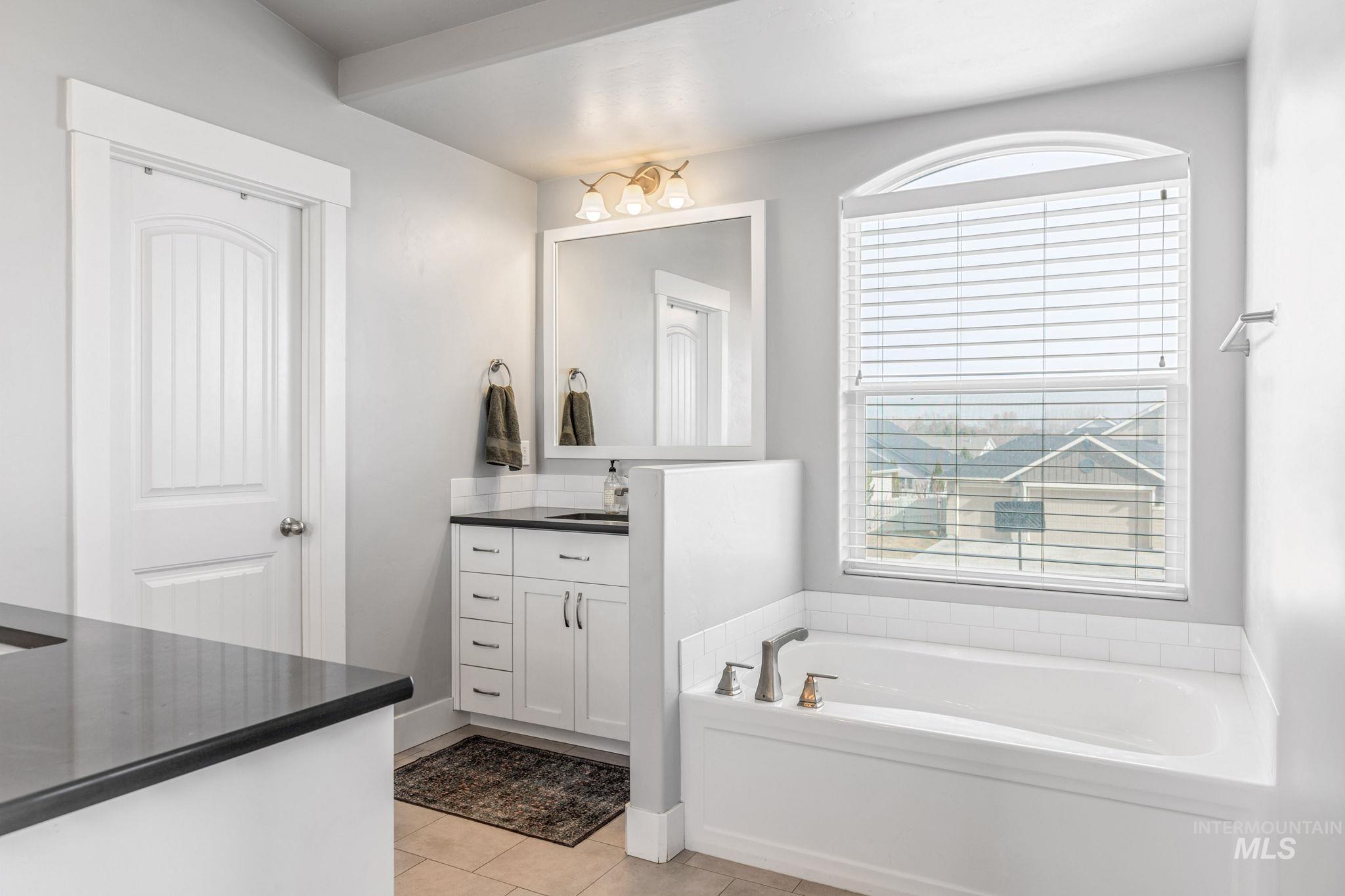 1127 Overland Trail St, Middleton, Idaho 83644, 4 Bedrooms, 3.5 Bathrooms, Residential For Sale, Price $600,000,MLS 98976858