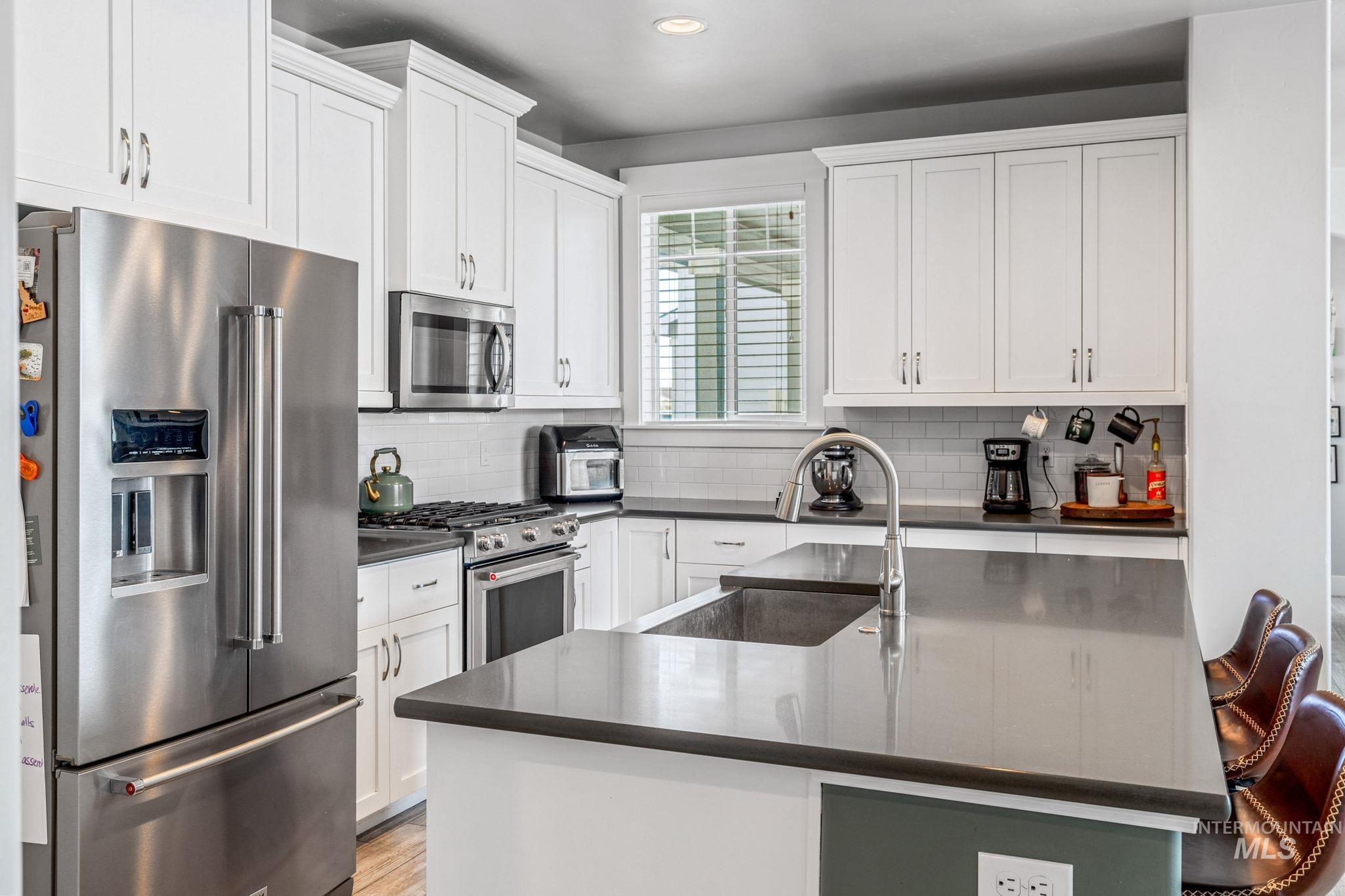 1127 Overland Trail St, Middleton, Idaho 83644, 4 Bedrooms, 3.5 Bathrooms, Residential For Sale, Price $600,000,MLS 98976858