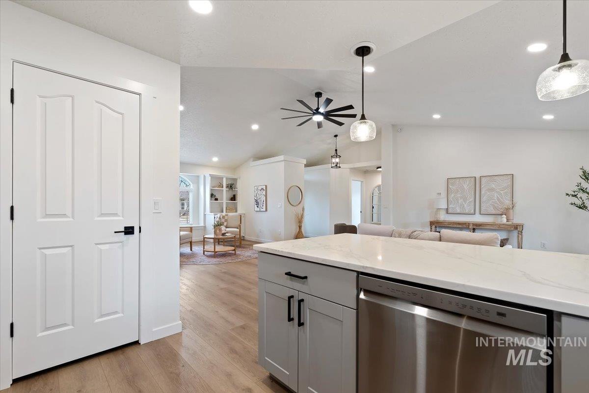 435 Bitterbrush Ave, Nampa, Idaho 83686, 3 Bedrooms, 2 Bathrooms, Residential For Sale, Price $474,900,MLS 98976859