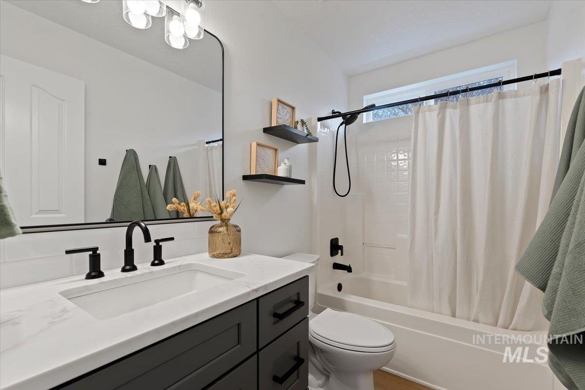 435 Bitterbrush Ave, Nampa, Idaho 83686, 3 Bedrooms, 2 Bathrooms, Residential For Sale, Price $474,900,MLS 98976859