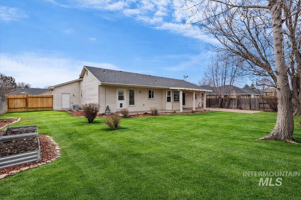 435 Bitterbrush Ave, Nampa, Idaho 83686, 3 Bedrooms, 2 Bathrooms, Residential For Sale, Price $474,900,MLS 98976859