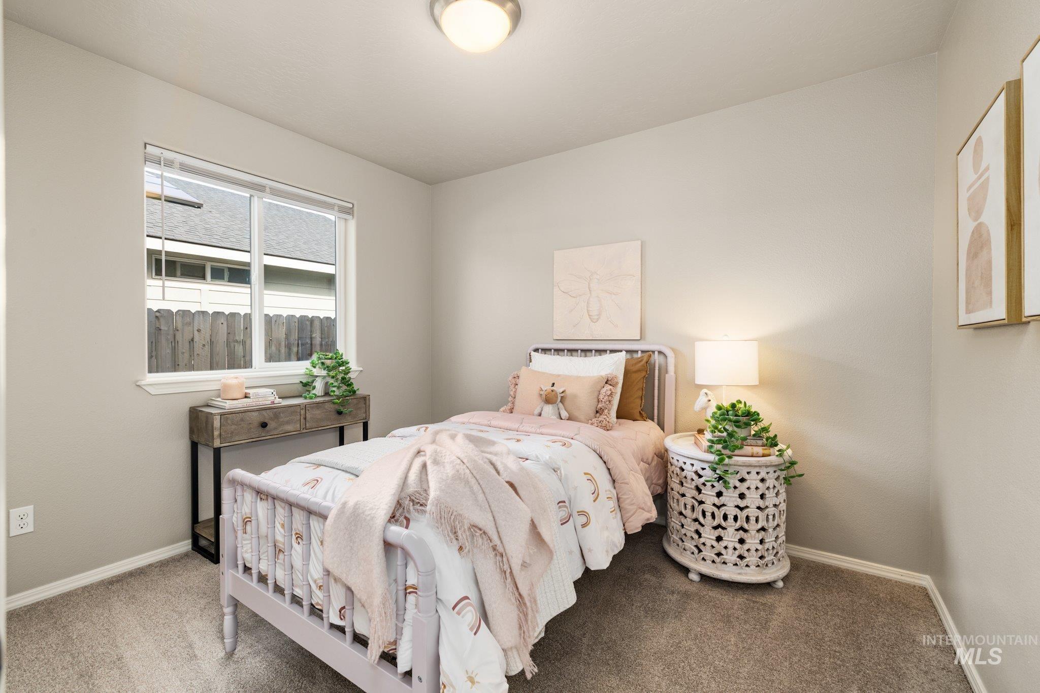 4802 Ida Red Ave, Caldwell, Idaho 83607, 5 Bedrooms, 2 Bathrooms, Residential For Sale, Price $369,000,MLS 98976860