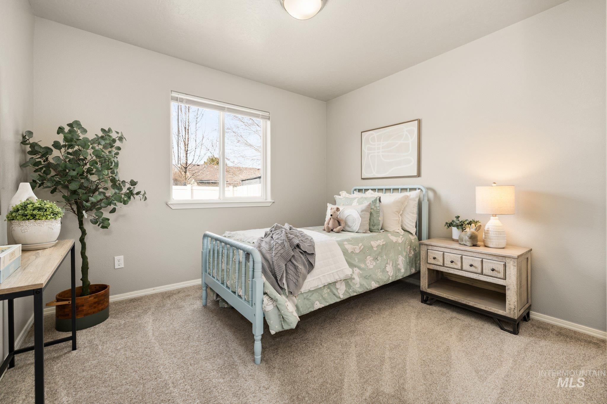 4802 Ida Red Ave, Caldwell, Idaho 83607, 5 Bedrooms, 2 Bathrooms, Residential For Sale, Price $369,000,MLS 98976860