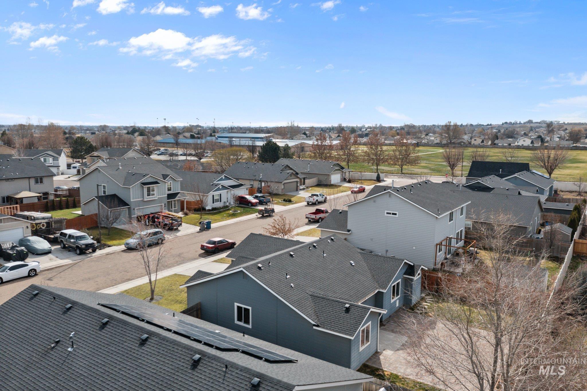 4802 Ida Red Ave, Caldwell, Idaho 83607, 5 Bedrooms, 2 Bathrooms, Residential For Sale, Price $369,000,MLS 98976860