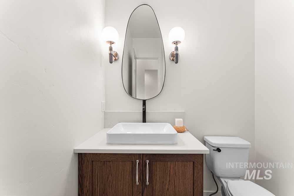 3343 W Tahoe View St, Eagle, Idaho 83616, 4 Bedrooms, 3.5 Bathrooms, Residential For Sale, Price $1,294,000,MLS 98976861