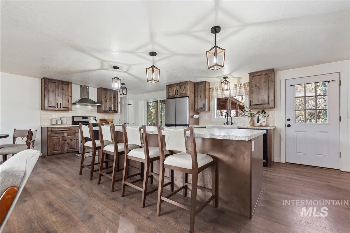 112 W California Ave, Homedale, Idaho 83628, 4 Bedrooms, 2.5 Bathrooms, Residential For Sale, Price $450,000,MLS 98976863