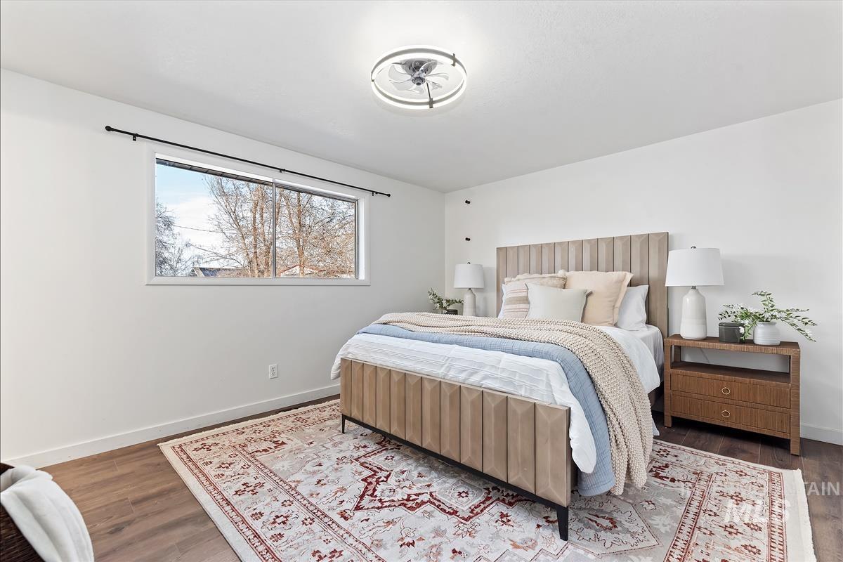 112 W California Ave, Homedale, Idaho 83628, 4 Bedrooms, 2.5 Bathrooms, Residential For Sale, Price $450,000,MLS 98976863