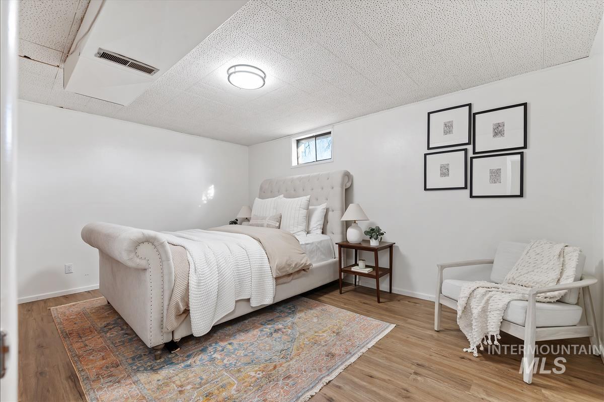 112 W California Ave, Homedale, Idaho 83628, 4 Bedrooms, 2.5 Bathrooms, Residential For Sale, Price $450,000,MLS 98976863