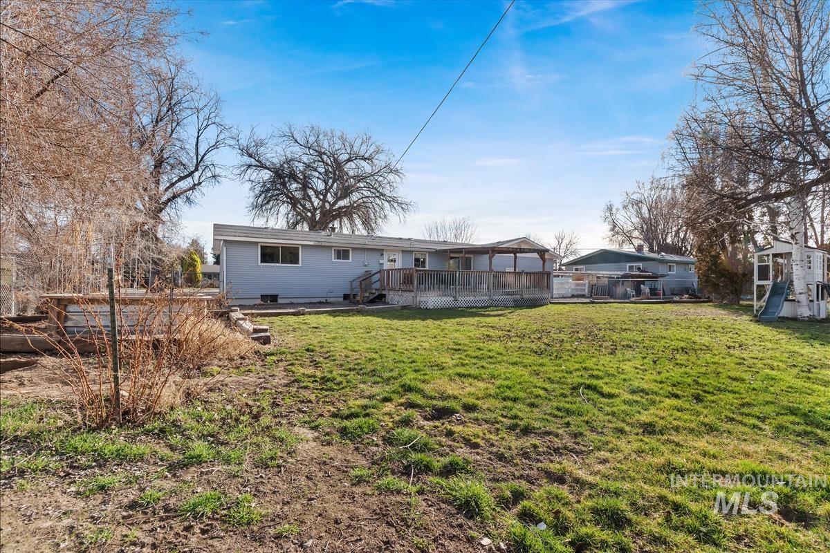 112 W California Ave, Homedale, Idaho 83628, 4 Bedrooms, 2.5 Bathrooms, Residential For Sale, Price $450,000,MLS 98976863