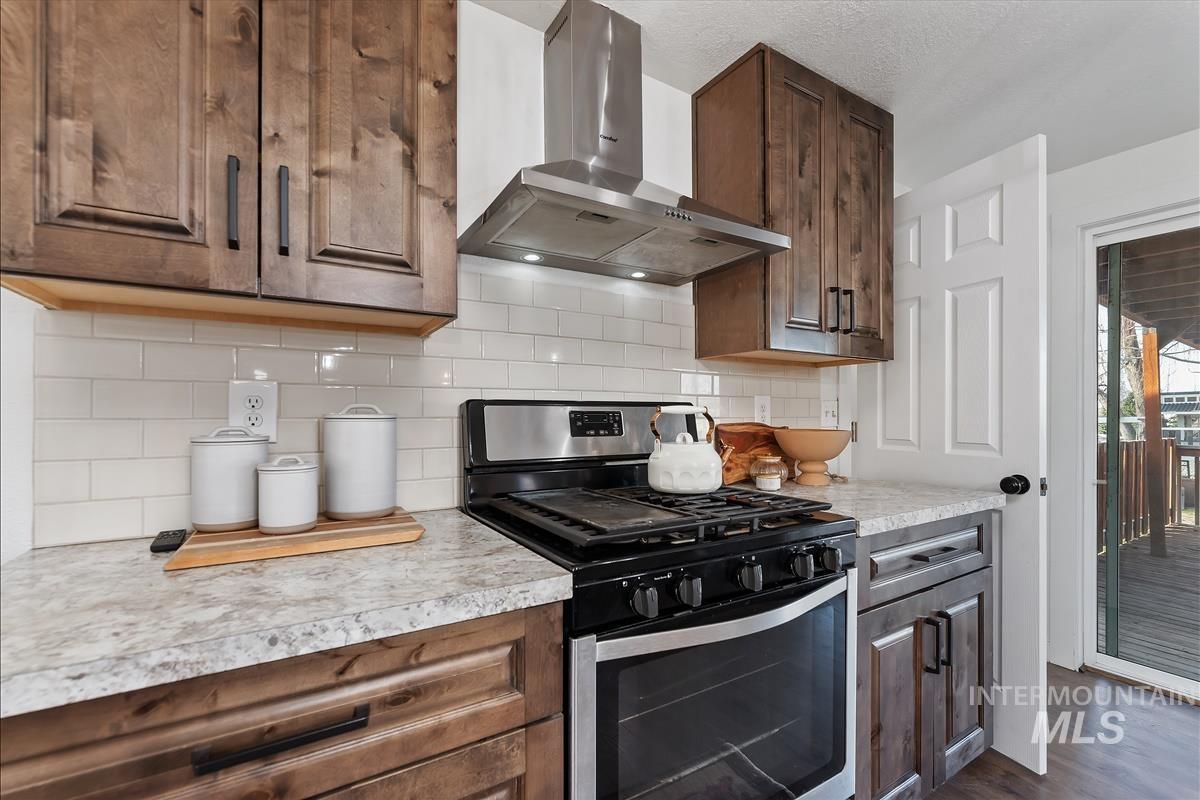 112 W California Ave, Homedale, Idaho 83628, 4 Bedrooms, 2.5 Bathrooms, Residential For Sale, Price $450,000,MLS 98976863