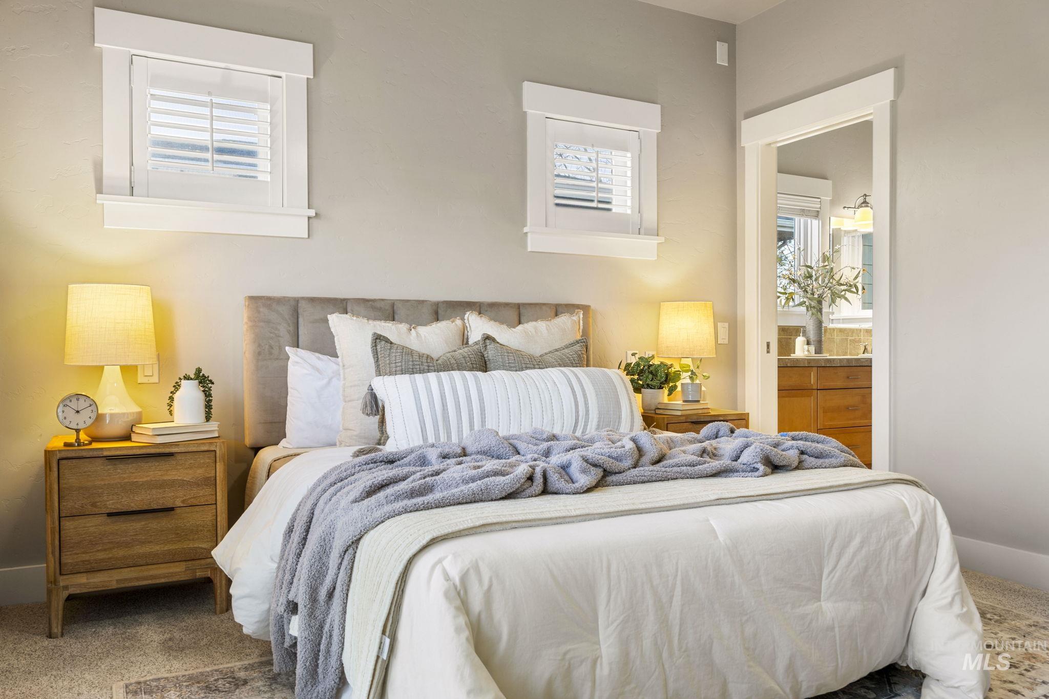 2964 S Rookery Ln, Boise, Idaho 83706, 3 Bedrooms, 2.5 Bathrooms, Residential For Sale, Price $645,000,MLS 98976865