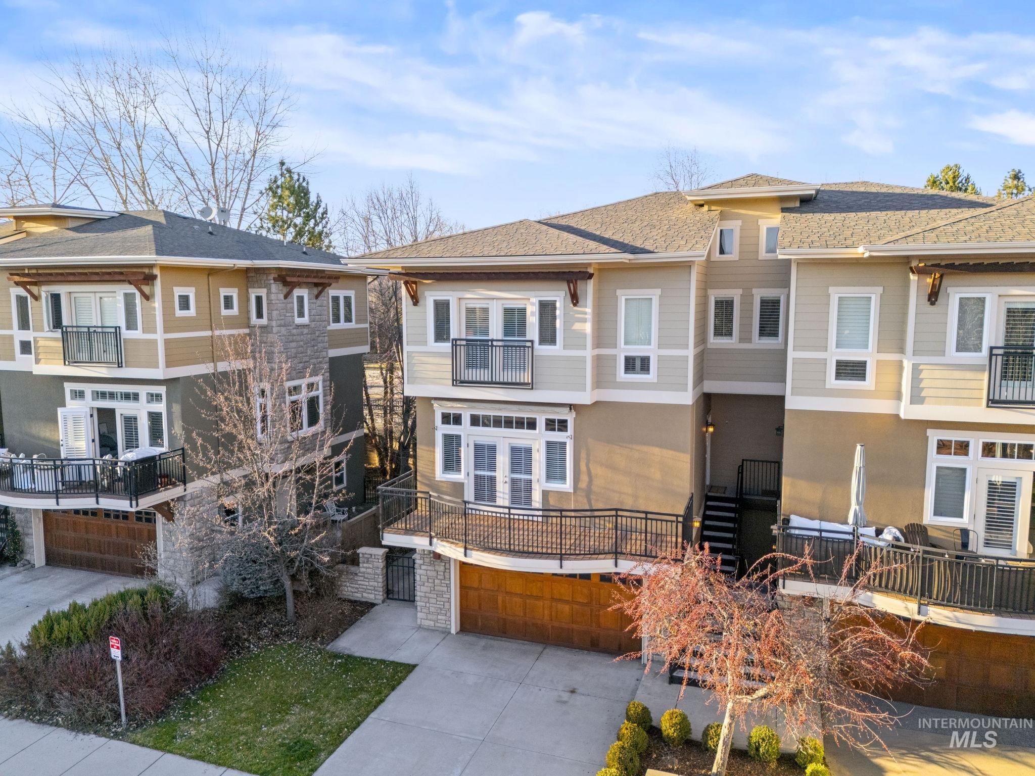 2964 S Rookery Ln, Boise, Idaho 83706, 3 Bedrooms, 2.5 Bathrooms, Residential For Sale, Price $645,000,MLS 98976865