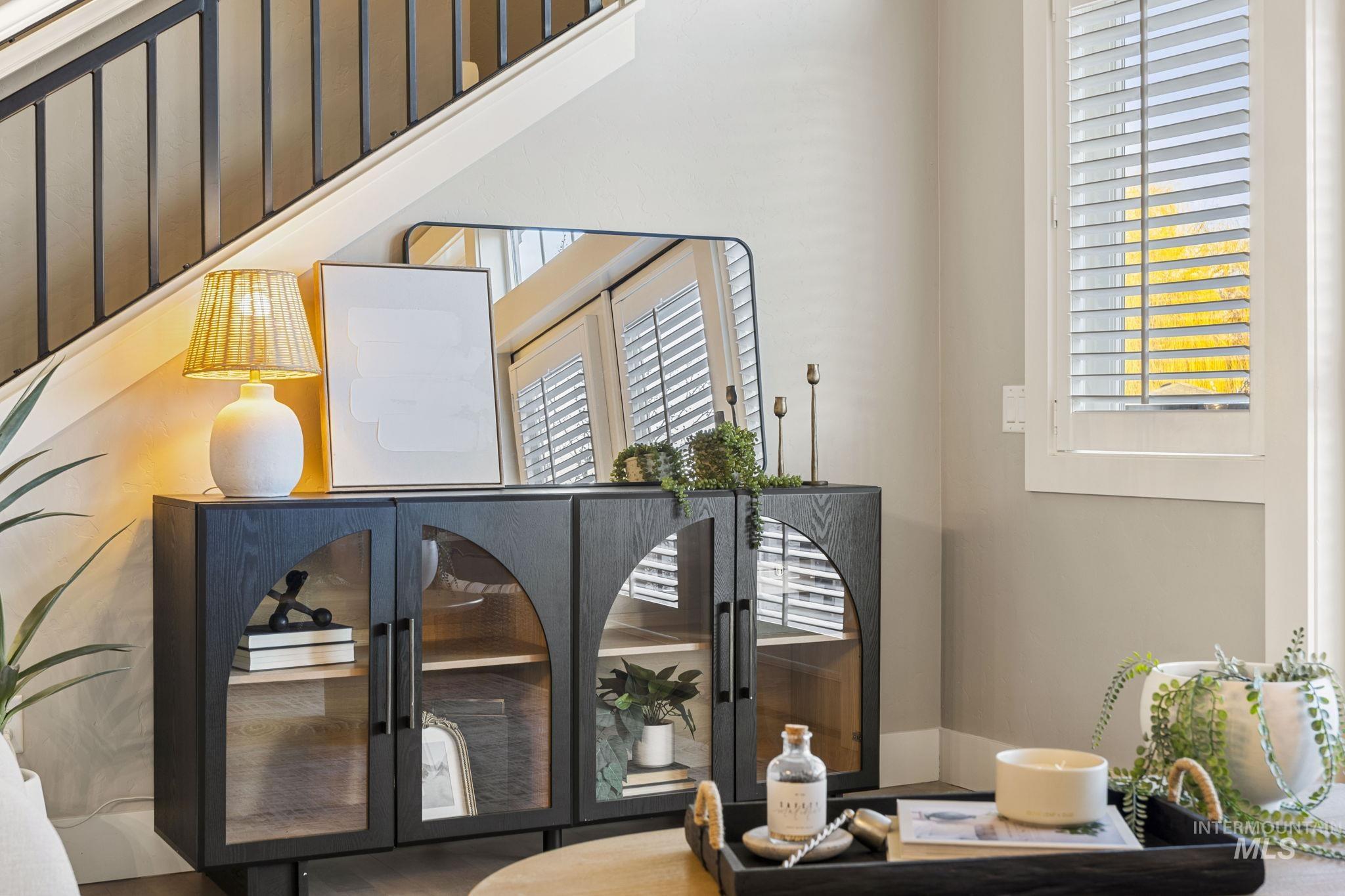 2964 S Rookery Ln, Boise, Idaho 83706, 3 Bedrooms, 2.5 Bathrooms, Residential For Sale, Price $645,000,MLS 98976865