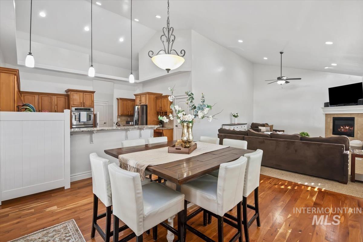 3129 S Silvertip Ln, Meridian, Idaho 83642, 4 Bedrooms, 3.5 Bathrooms, Residential For Sale, Price $1,000,000,MLS 98976866