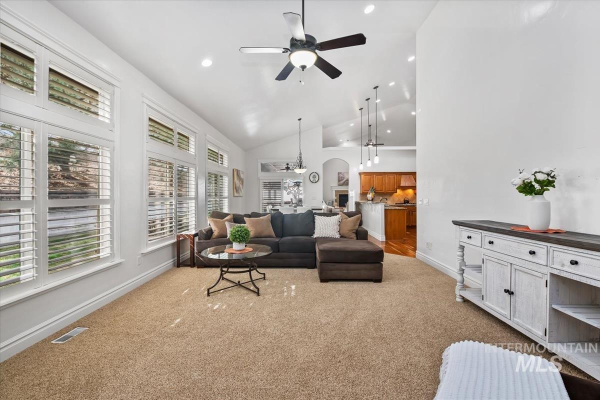 3129 S Silvertip Ln, Meridian, Idaho 83642, 4 Bedrooms, 3.5 Bathrooms, Residential For Sale, Price $995,000,MLS 98976866