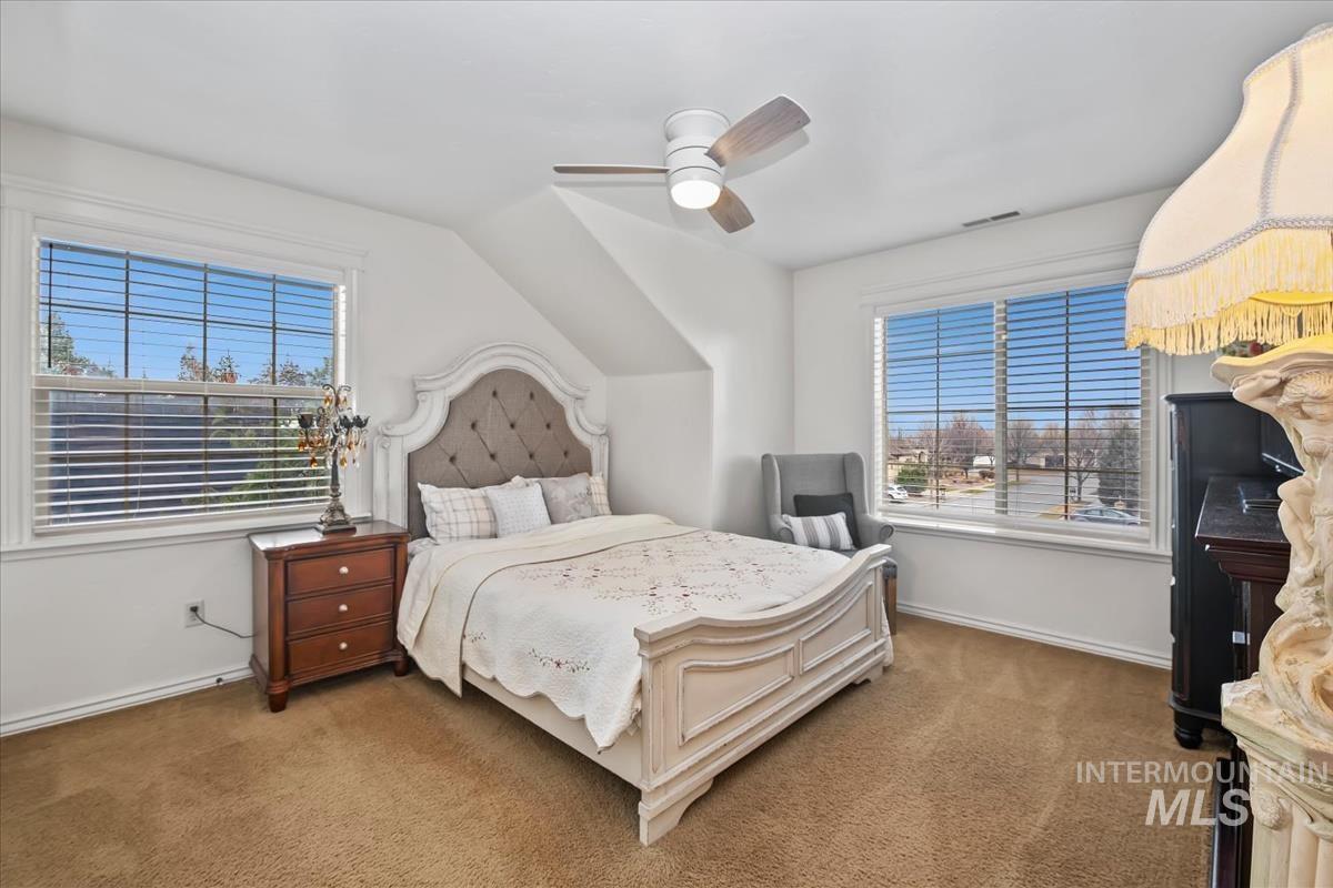 3129 S Silvertip Ln, Meridian, Idaho 83642, 4 Bedrooms, 3.5 Bathrooms, Residential For Sale, Price $1,000,000,MLS 98976866