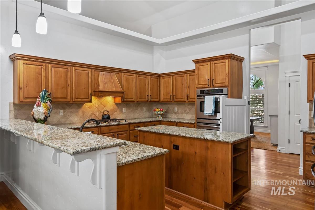 3129 S Silvertip Ln, Meridian, Idaho 83642, 4 Bedrooms, 3.5 Bathrooms, Residential For Sale, Price $995,000,MLS 98976866