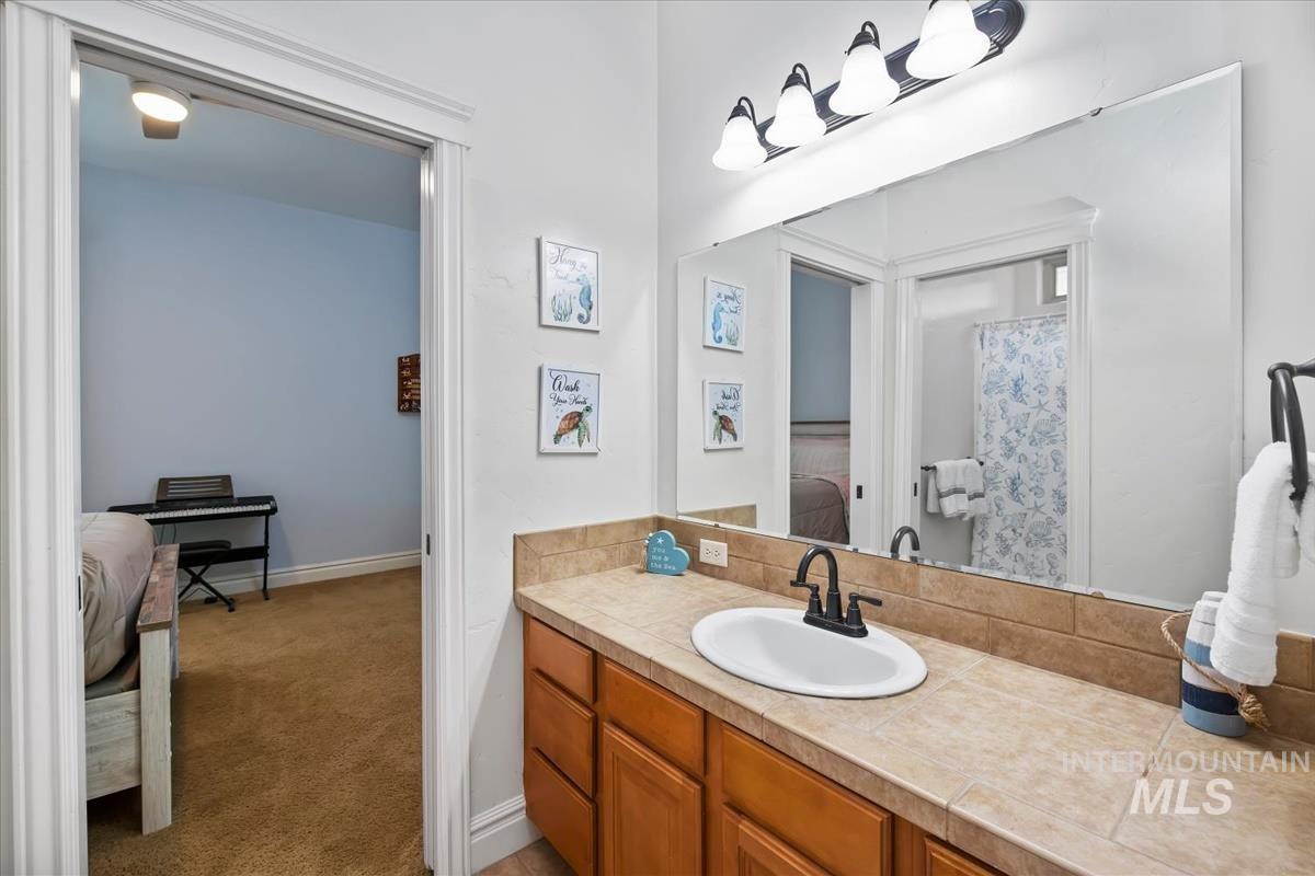 3129 S Silvertip Ln, Meridian, Idaho 83642, 4 Bedrooms, 3.5 Bathrooms, Residential For Sale, Price $1,000,000,MLS 98976866