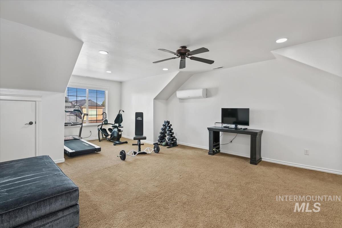 3129 S Silvertip Ln, Meridian, Idaho 83642, 4 Bedrooms, 3.5 Bathrooms, Residential For Sale, Price $1,000,000,MLS 98976866