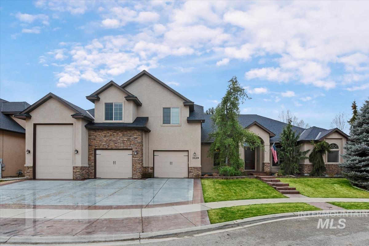 3129 S Silvertip Ln, Meridian, Idaho 83642, 4 Bedrooms, 3.5 Bathrooms, Residential For Sale, Price $995,000,MLS 98976866