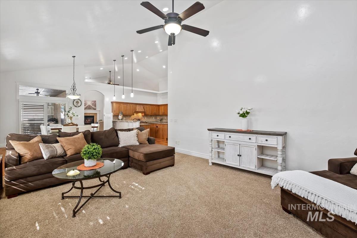 3129 S Silvertip Ln, Meridian, Idaho 83642, 4 Bedrooms, 3.5 Bathrooms, Residential For Sale, Price $1,000,000,MLS 98976866