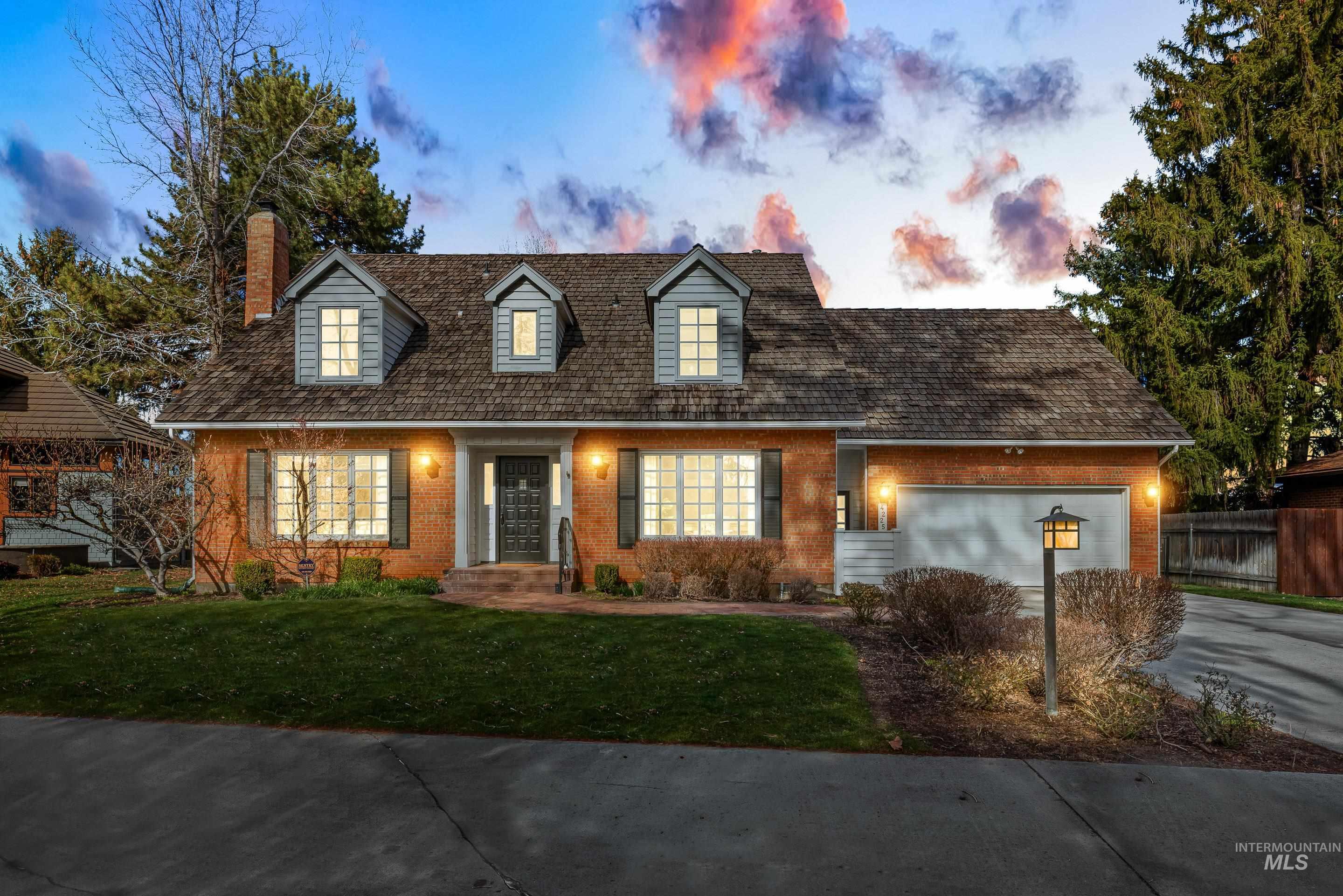 4225 N Cole Lane, Boise, Idaho 83704, 4 Bedrooms, 3.5 Bathrooms, Residential For Sale, Price $1,100,000,MLS 98976868