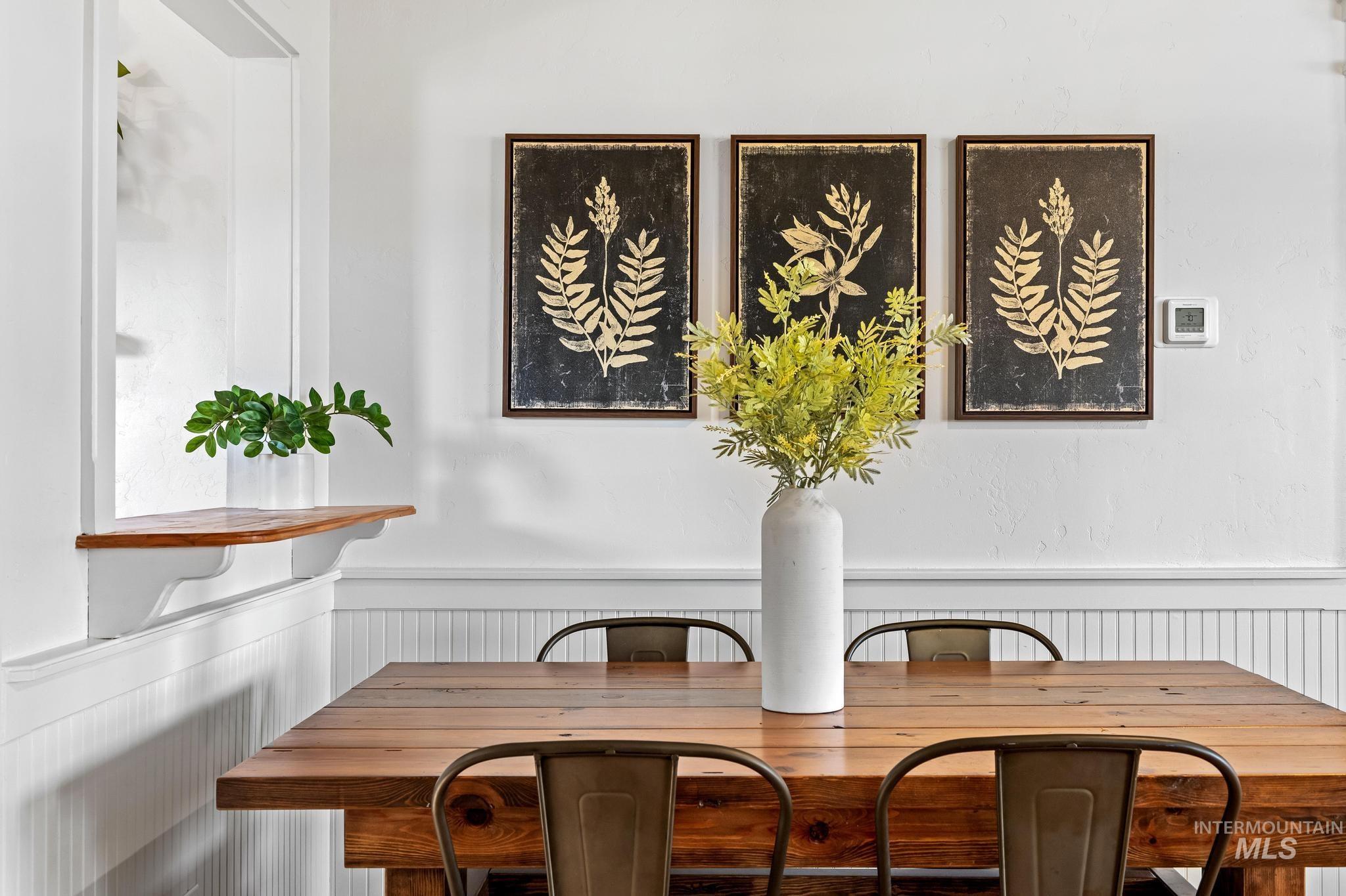 921 NW 3rd Street, Meridian, Idaho 83642, 2 Bedrooms, 1 Bathroom, Residential For Sale, Price $330,000,MLS 98976871