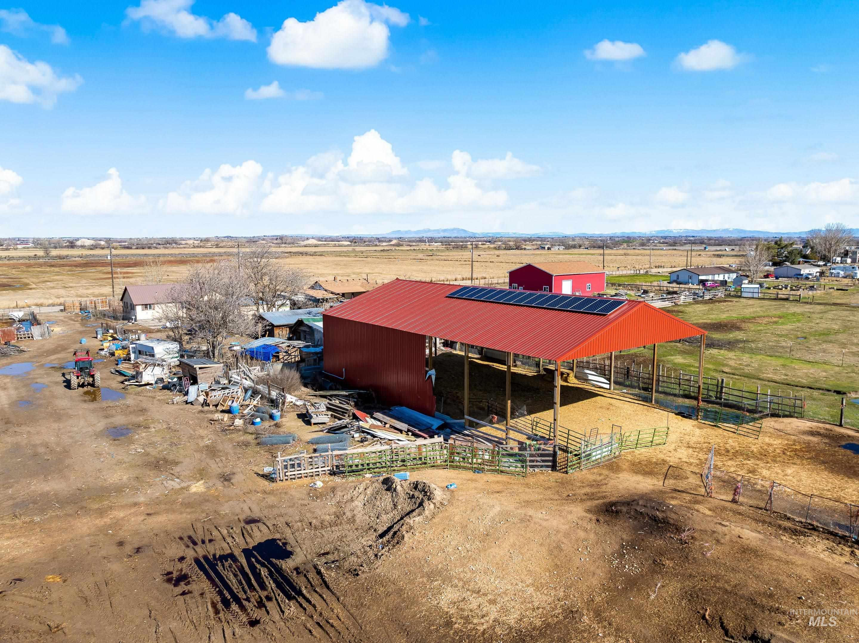 20371 Red Top Rd, Caldwell, Idaho 83607, 4 Bedrooms, 2 Bathrooms, Residential For Sale, Price $1,200,000,MLS 98976874