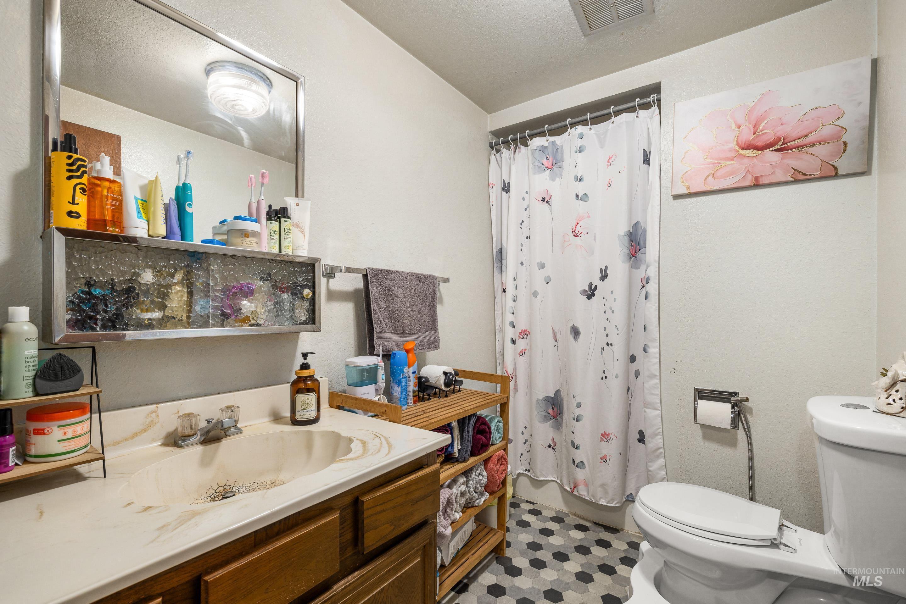 20371 Red Top Rd, Caldwell, Idaho 83607, 4 Bedrooms, 2 Bathrooms, Residential For Sale, Price $1,200,000,MLS 98976874