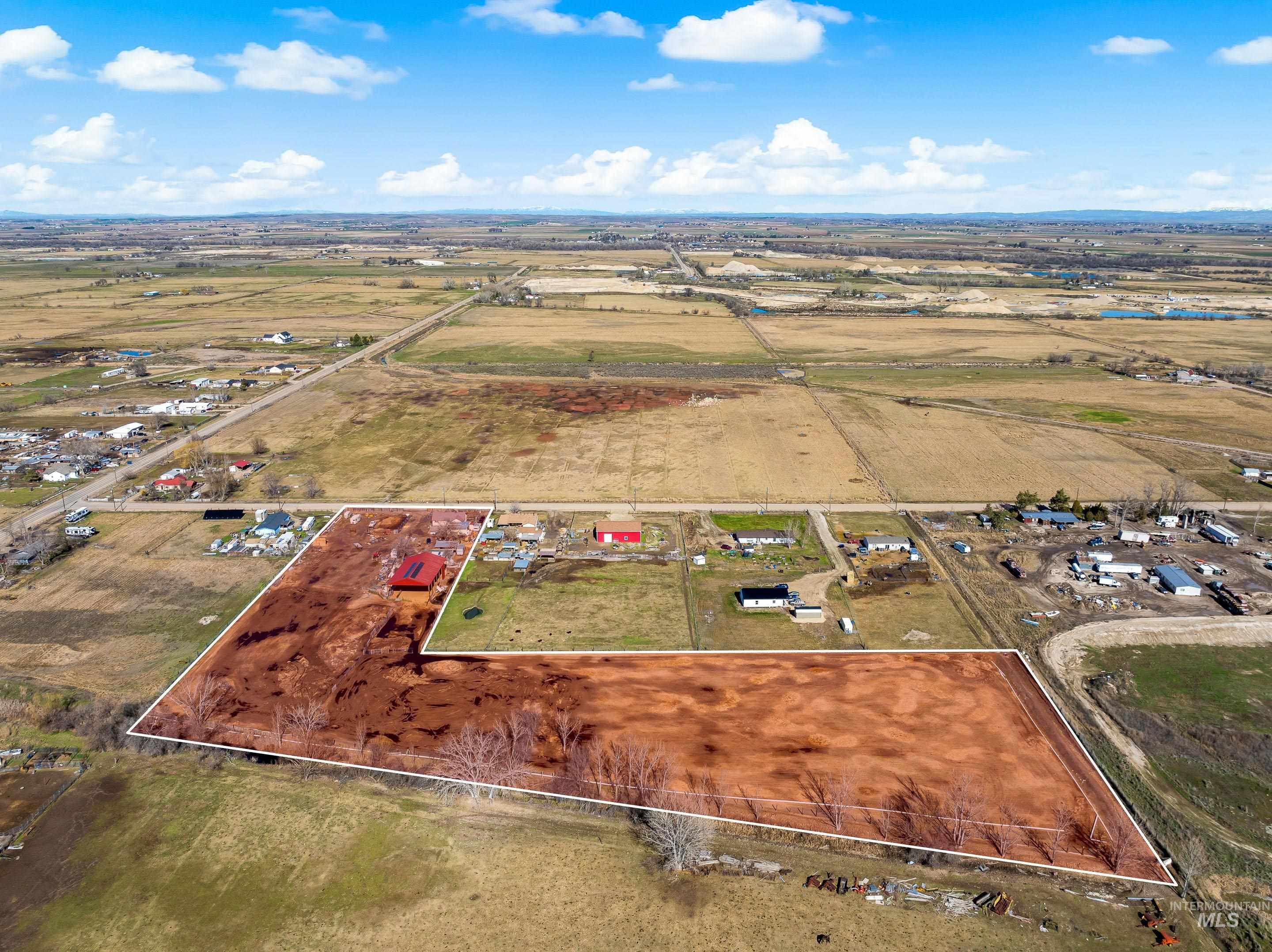 20371 Red Top Rd, Caldwell, Idaho 83607, 4 Bedrooms, 2 Bathrooms, Residential For Sale, Price $1,200,000,MLS 98976874