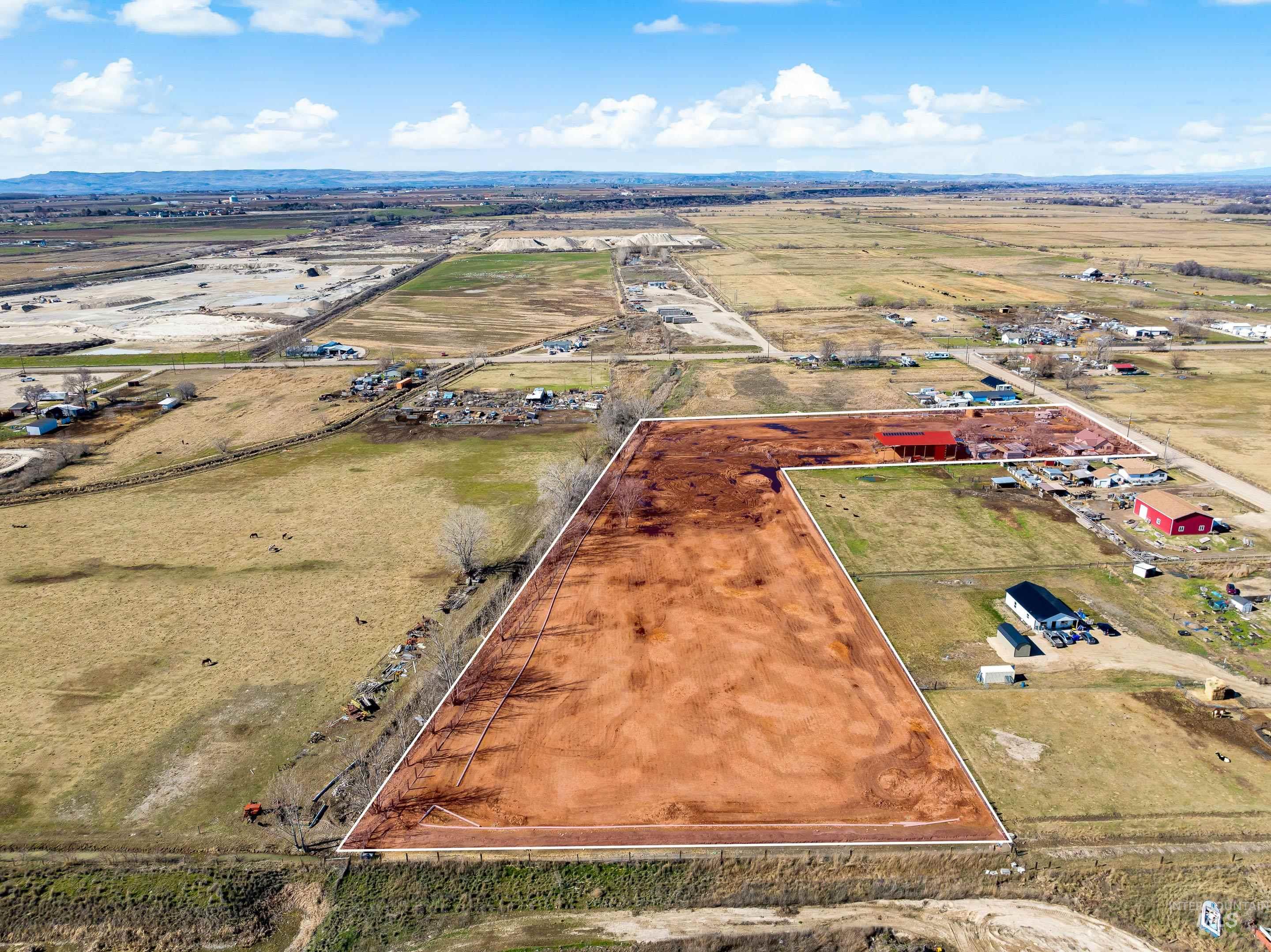 20371 Red Top Rd, Caldwell, Idaho 83607, 4 Bedrooms, 2 Bathrooms, Residential For Sale, Price $1,200,000,MLS 98976874