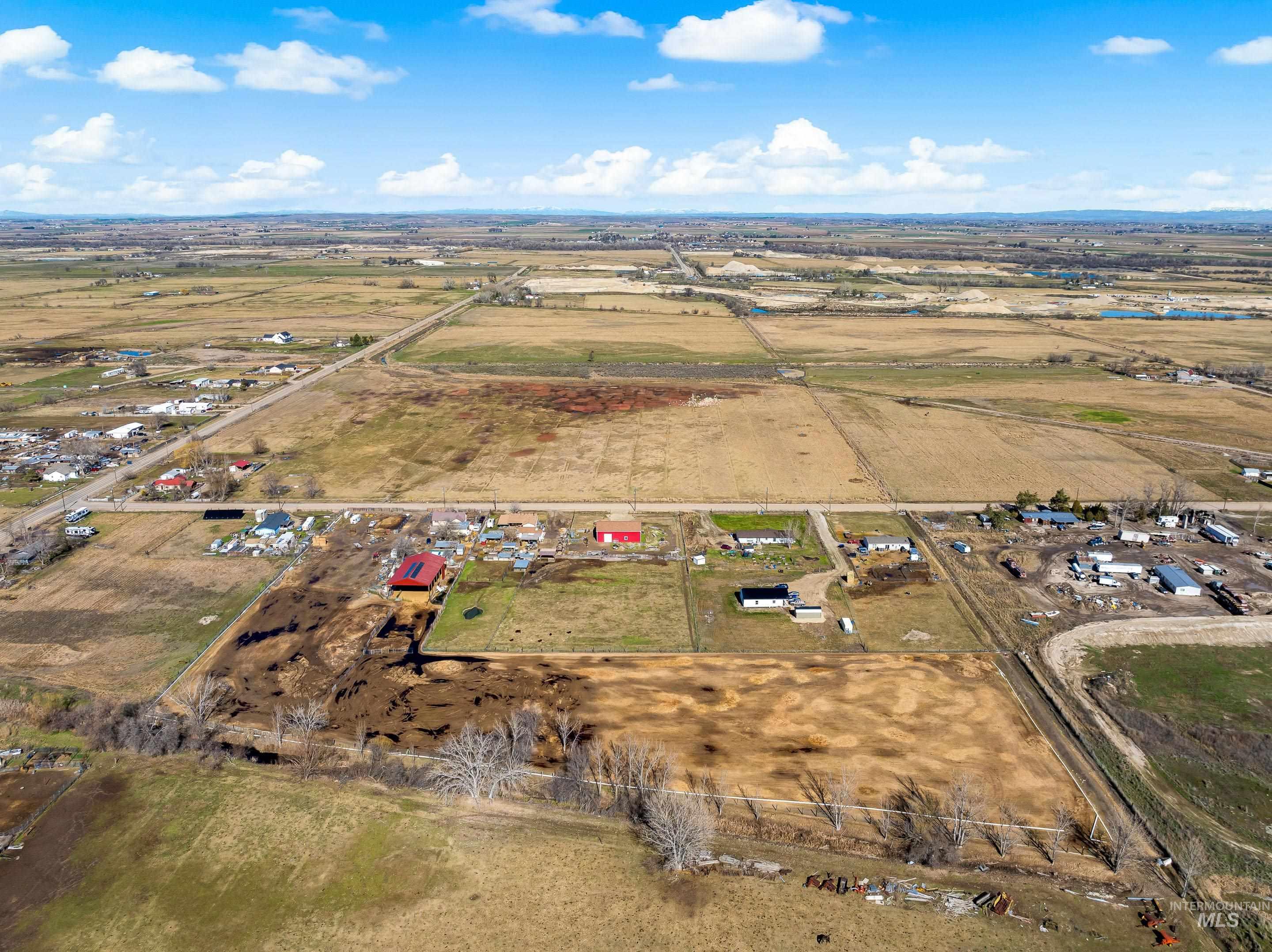 20371 Red Top Rd, Caldwell, Idaho 83607, 4 Bedrooms, 2 Bathrooms, Residential For Sale, Price $1,200,000,MLS 98976874