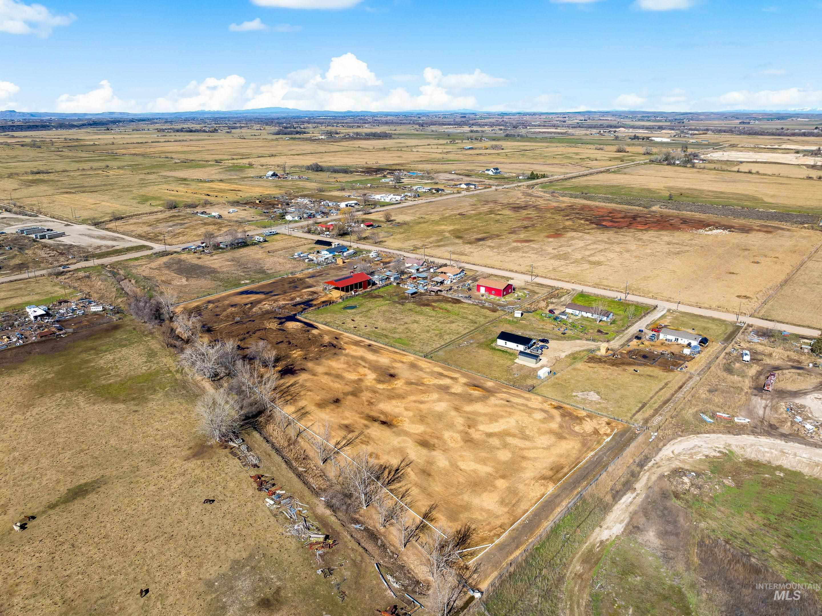 20371 Red Top Rd, Caldwell, Idaho 83607, 4 Bedrooms, 2 Bathrooms, Residential For Sale, Price $1,200,000,MLS 98976874