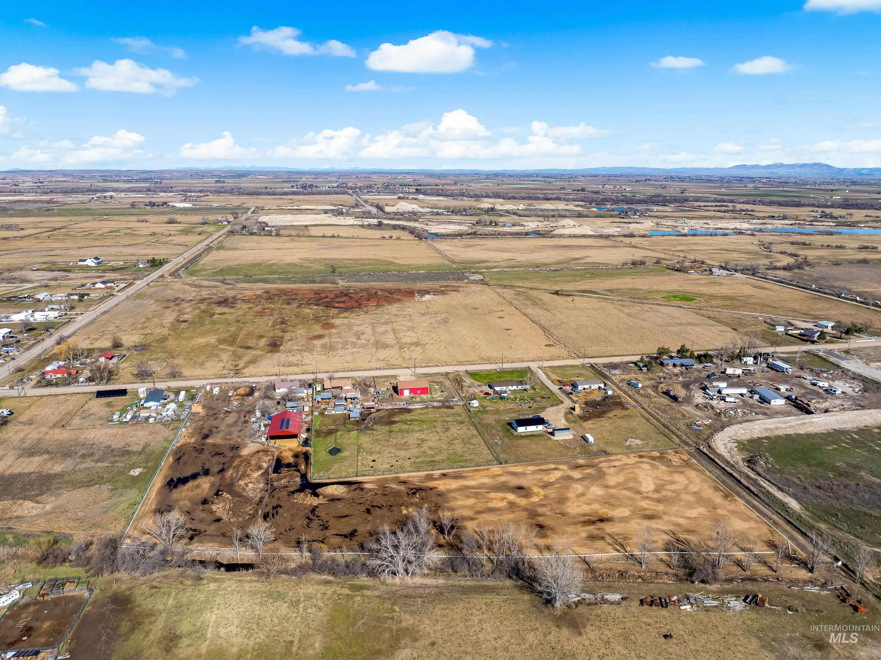 20371 Red Top Rd, Caldwell, Idaho 83607, 4 Bedrooms, 2 Bathrooms, Residential For Sale, Price $1,200,000,MLS 98976874