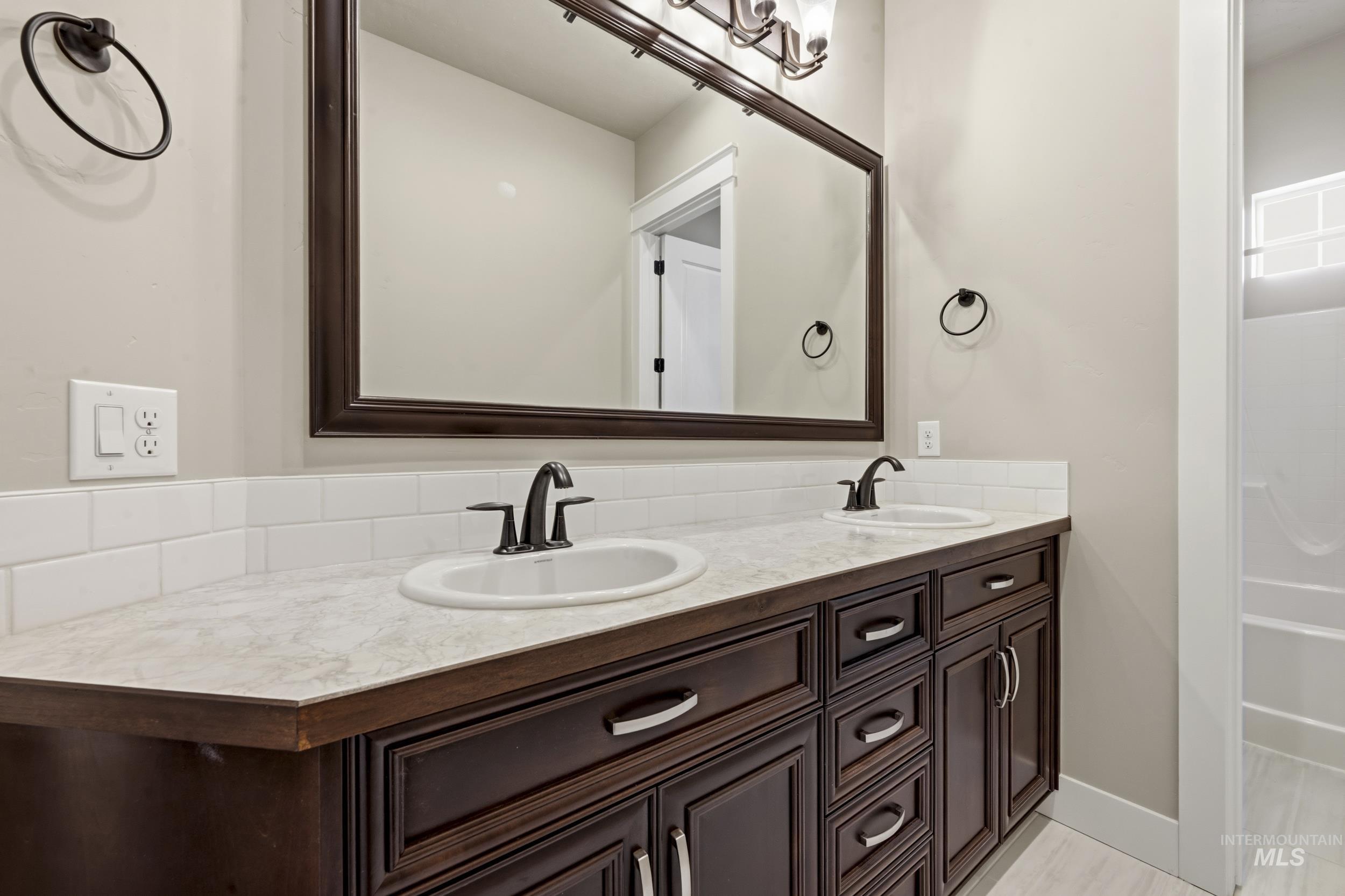 5657 W Webster Dr., Meridian, Idaho 83646, 3 Bedrooms, 2.5 Bathrooms, Residential For Sale, Price $839,900,MLS 98976875