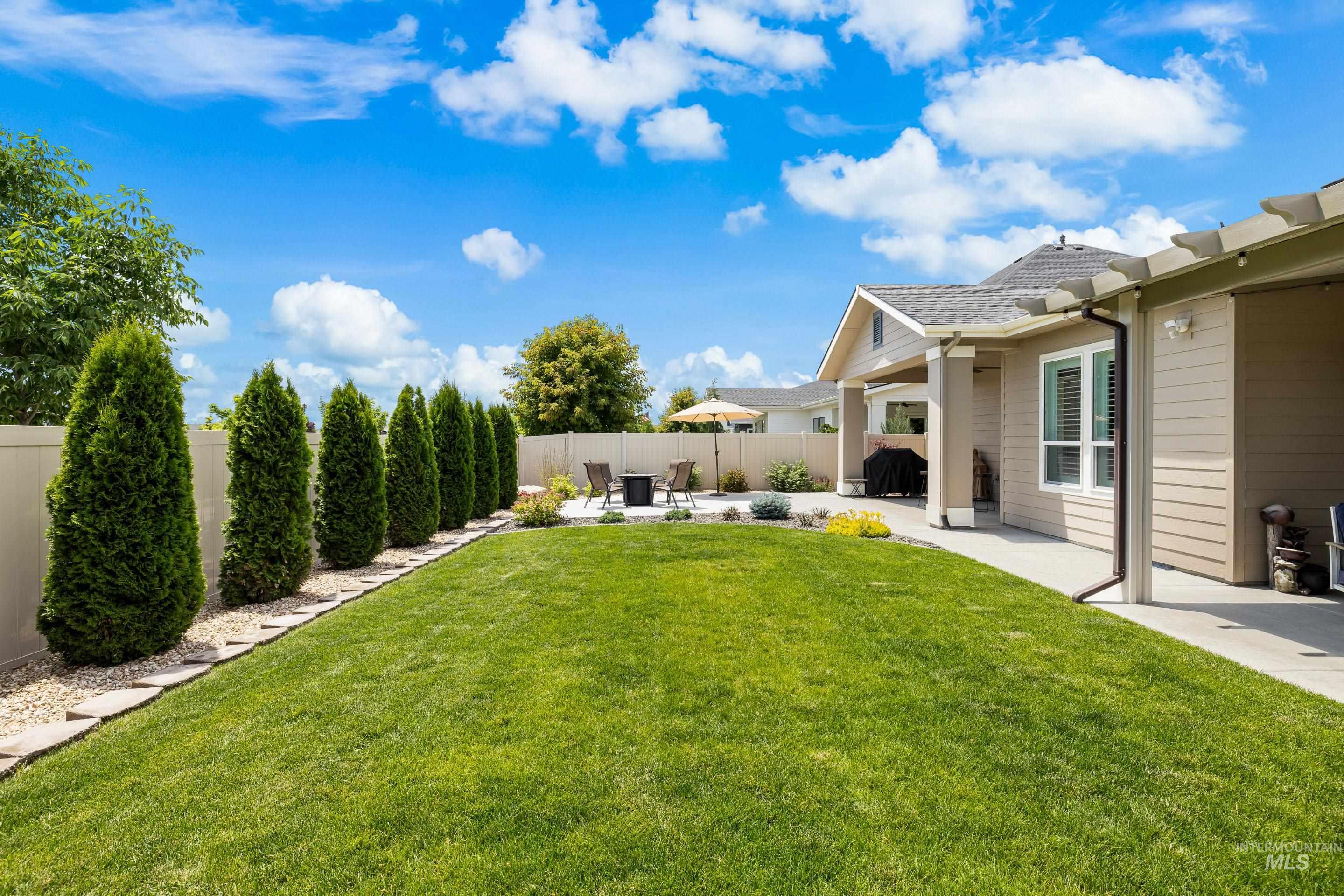 5657 W Webster Dr., Meridian, Idaho 83646, 3 Bedrooms, 2.5 Bathrooms, Residential For Sale, Price $839,900,MLS 98976875