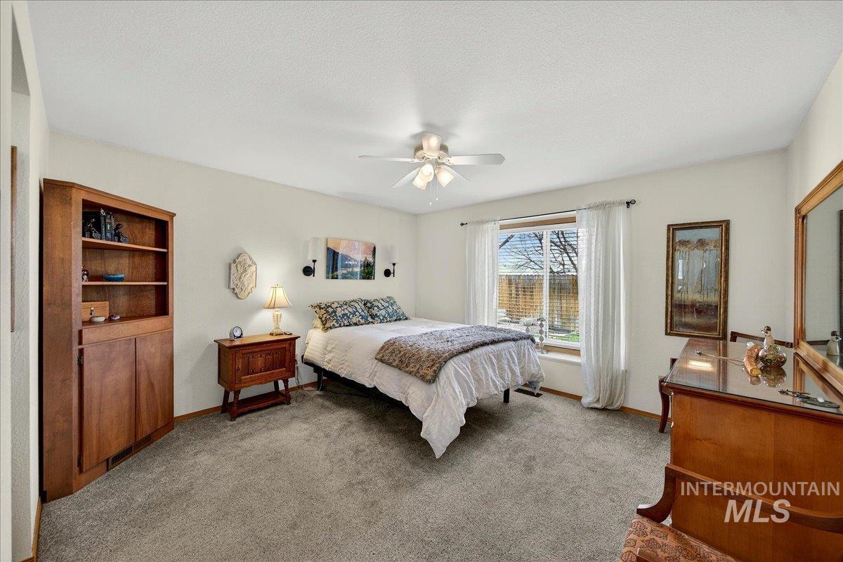 3215 Fircrest Ave, Caldwell, Idaho 83605, 3 Bedrooms, 2 Bathrooms, Residential For Sale, Price $334,900,MLS 98976876